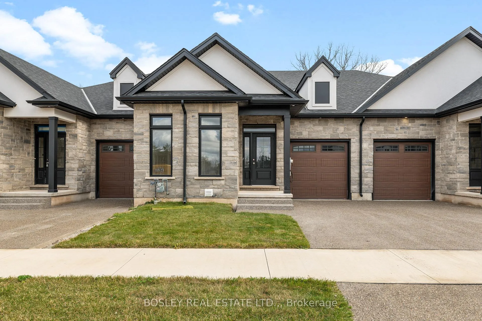 Photo of 514 Royal Ridge Drive