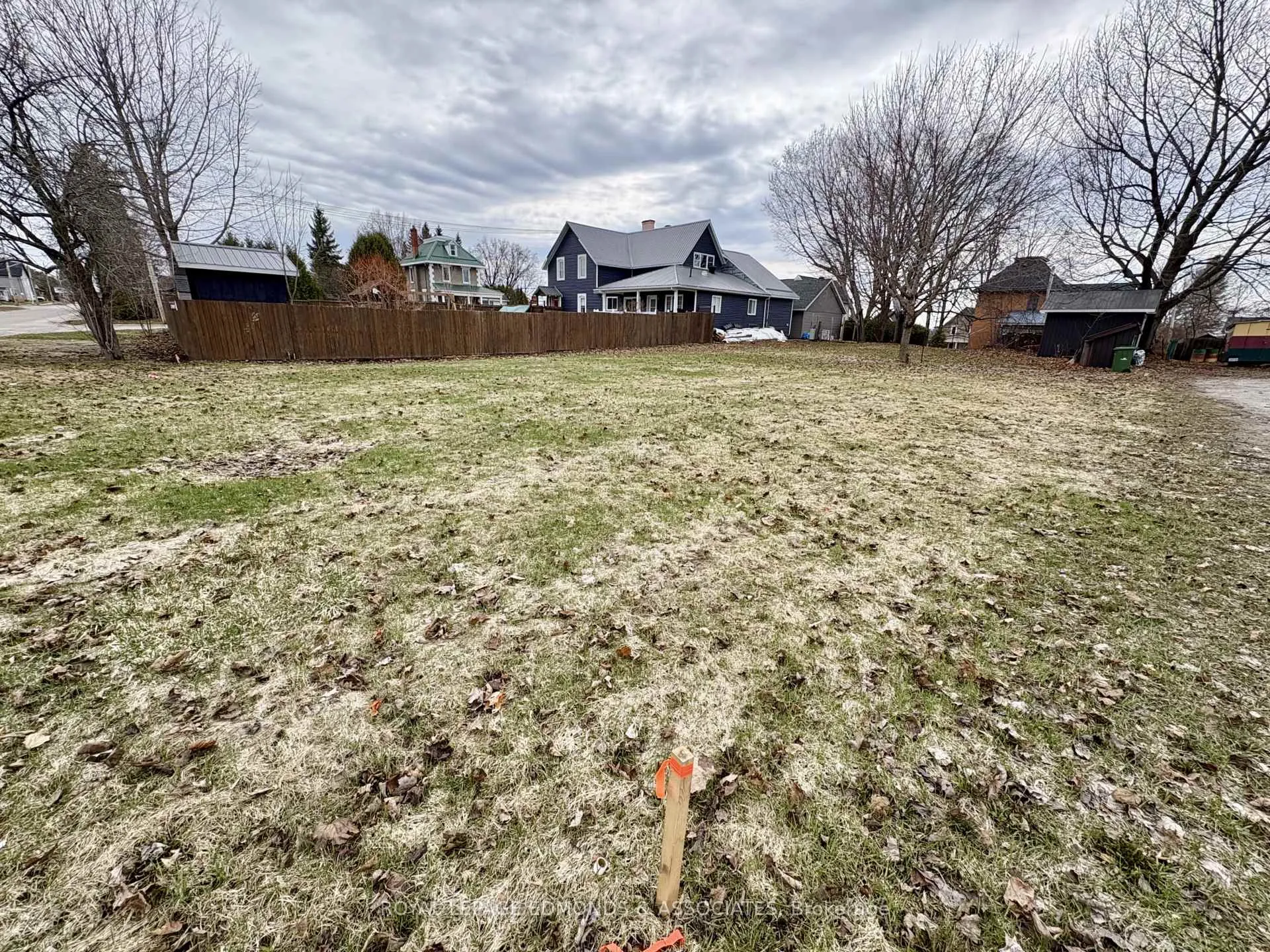 Photo 3 of 420 Maple Avenue, Pembroke — HOMEH