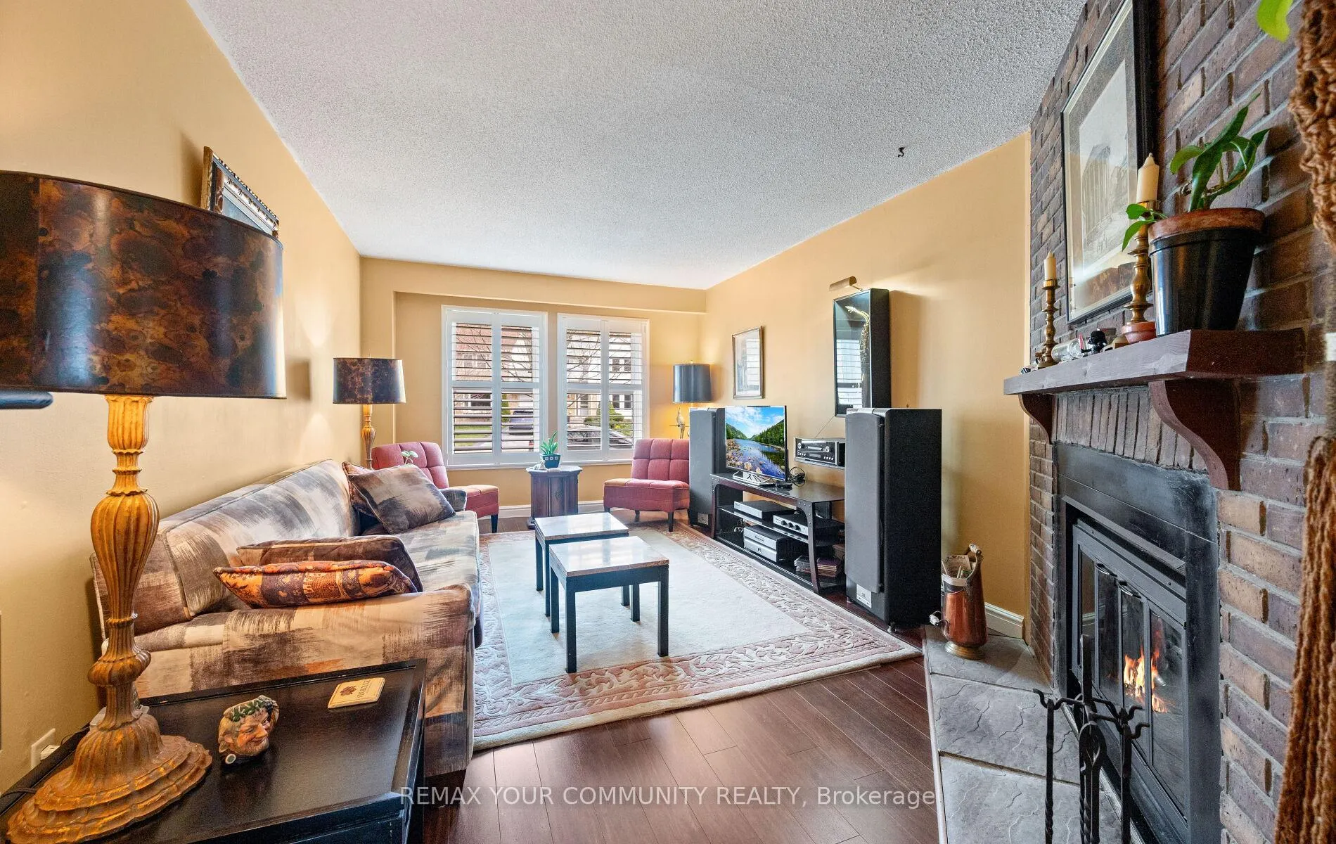 Photo 9 of 4 Sandusky Crescent, Aurora, Aurora Highlands — HOMEH