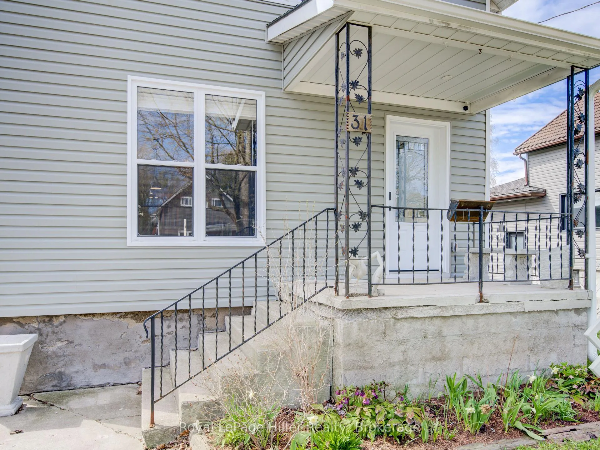Photo 2 of 31 Norfolk Street, Stratford — HOMEH