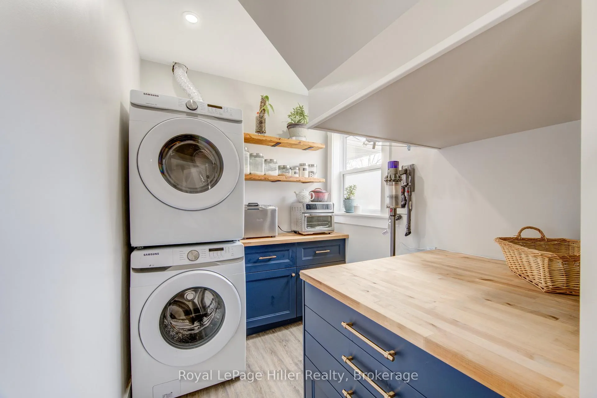 Photo 27 of 31 Norfolk Street, Stratford — HOMEH