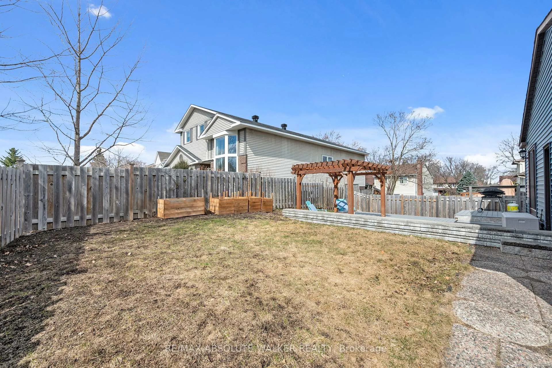 Photo 33 of 21 Pattermead Crescent, Ottawa, Hunt Club/Western Community — HOMEH