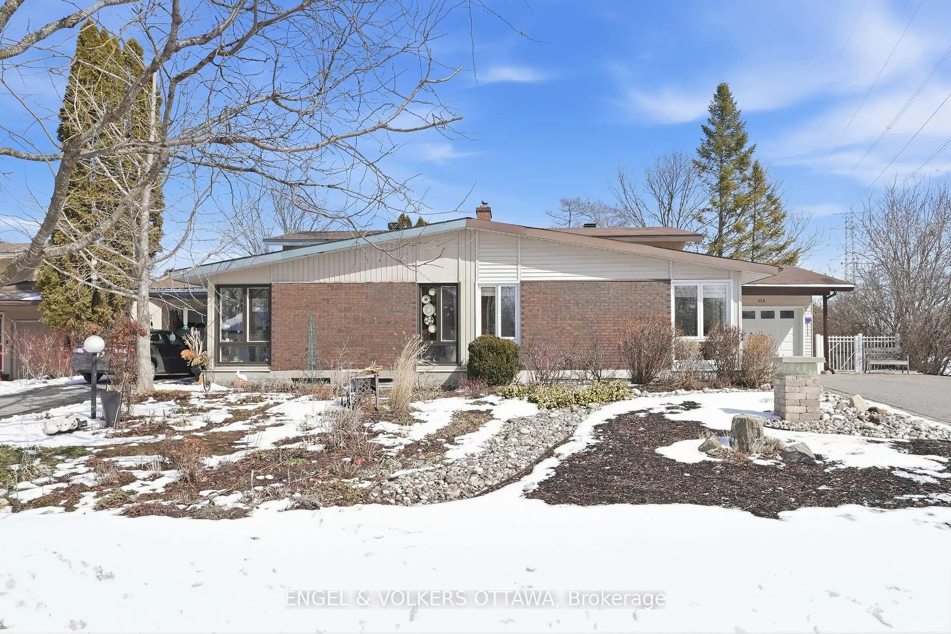 Photo 3 of 113 Benlea Drive, Ottawa, Tanglewood — HOMEH