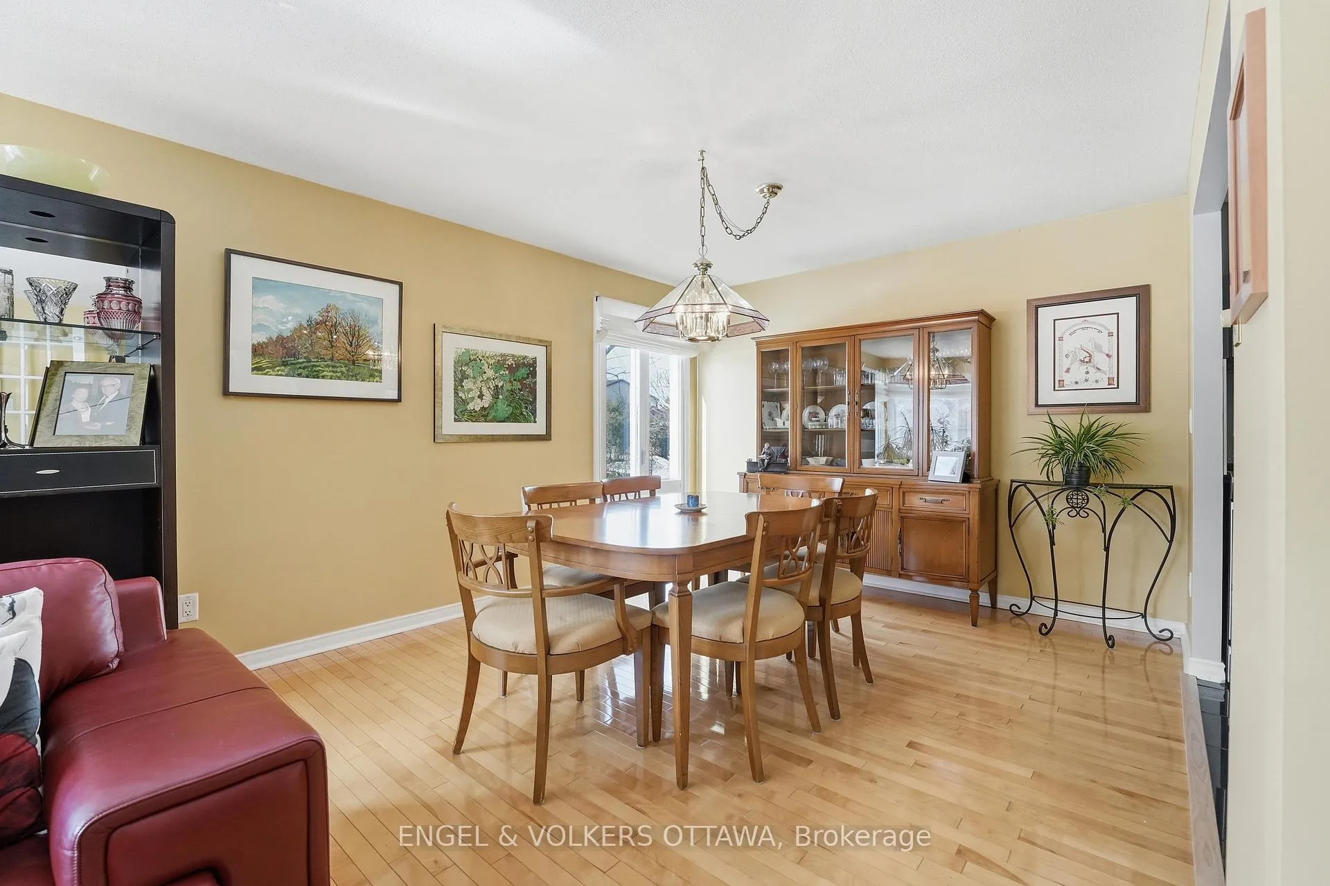 Photo 12 of 113 Benlea Drive, Ottawa, Tanglewood — HOMEH