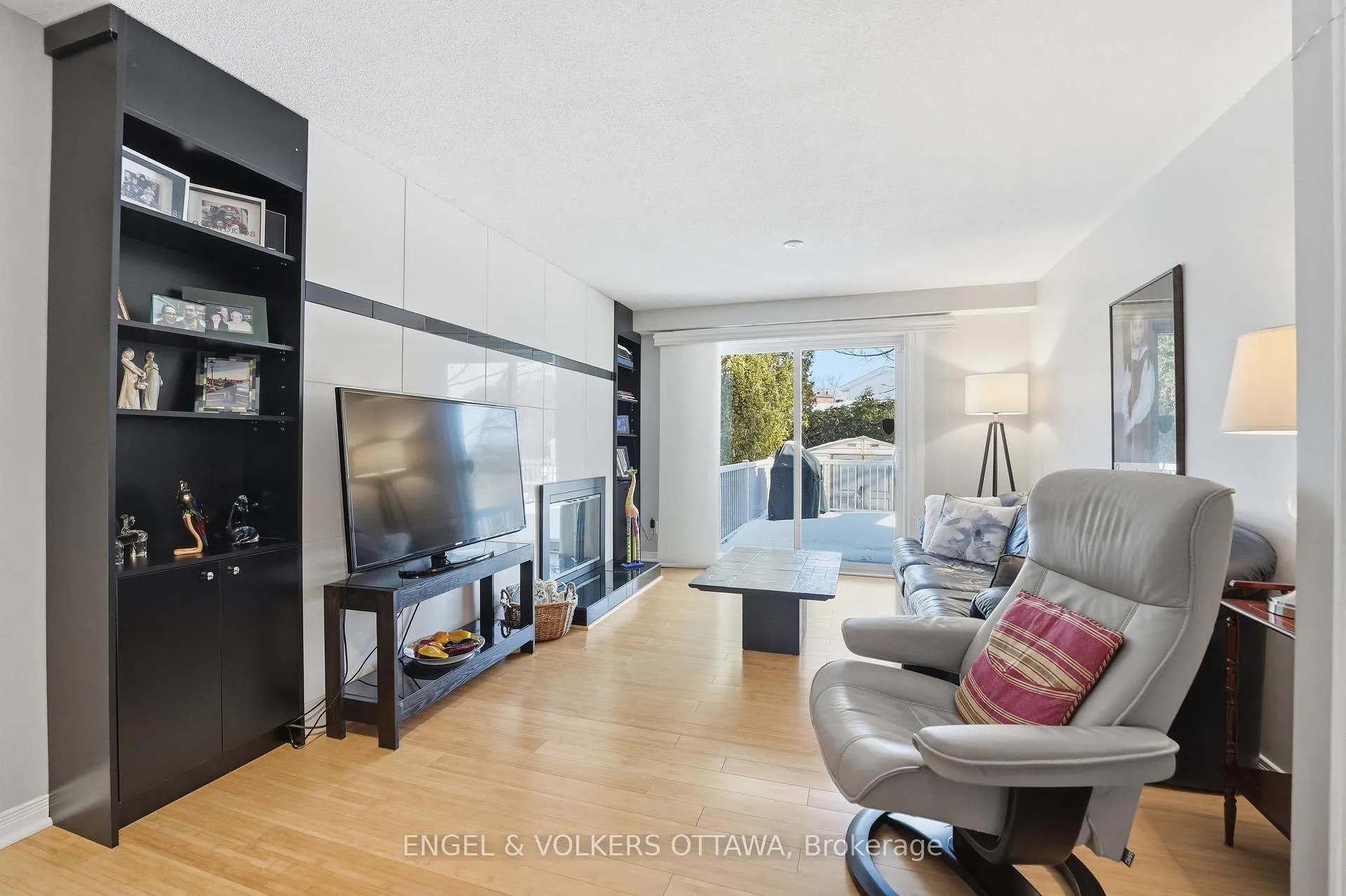Photo 25 of 113 Benlea Drive, Ottawa, Tanglewood — HOMEH