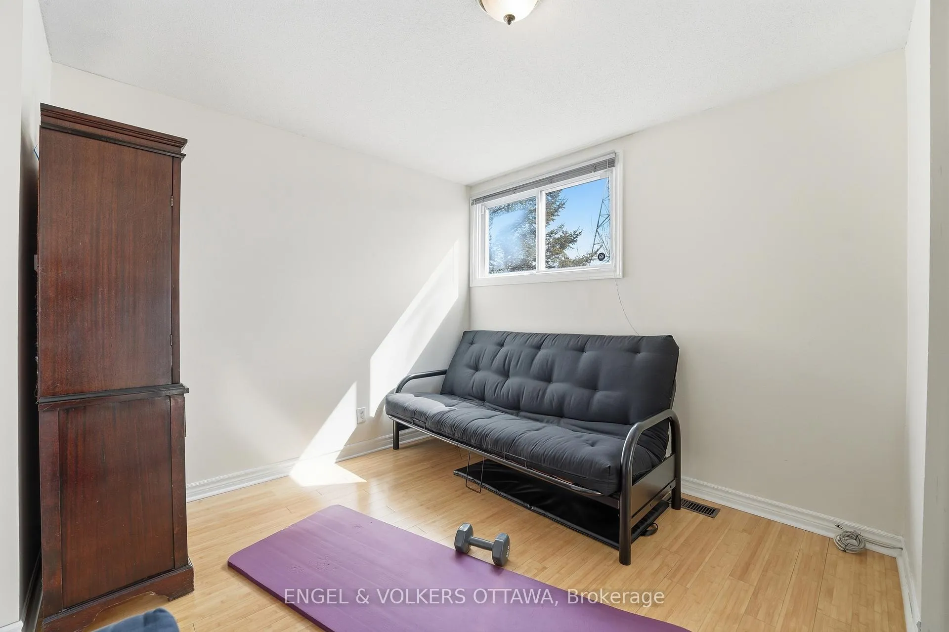 Photo 34 of 113 Benlea Drive, Ottawa, Tanglewood — HOMEH