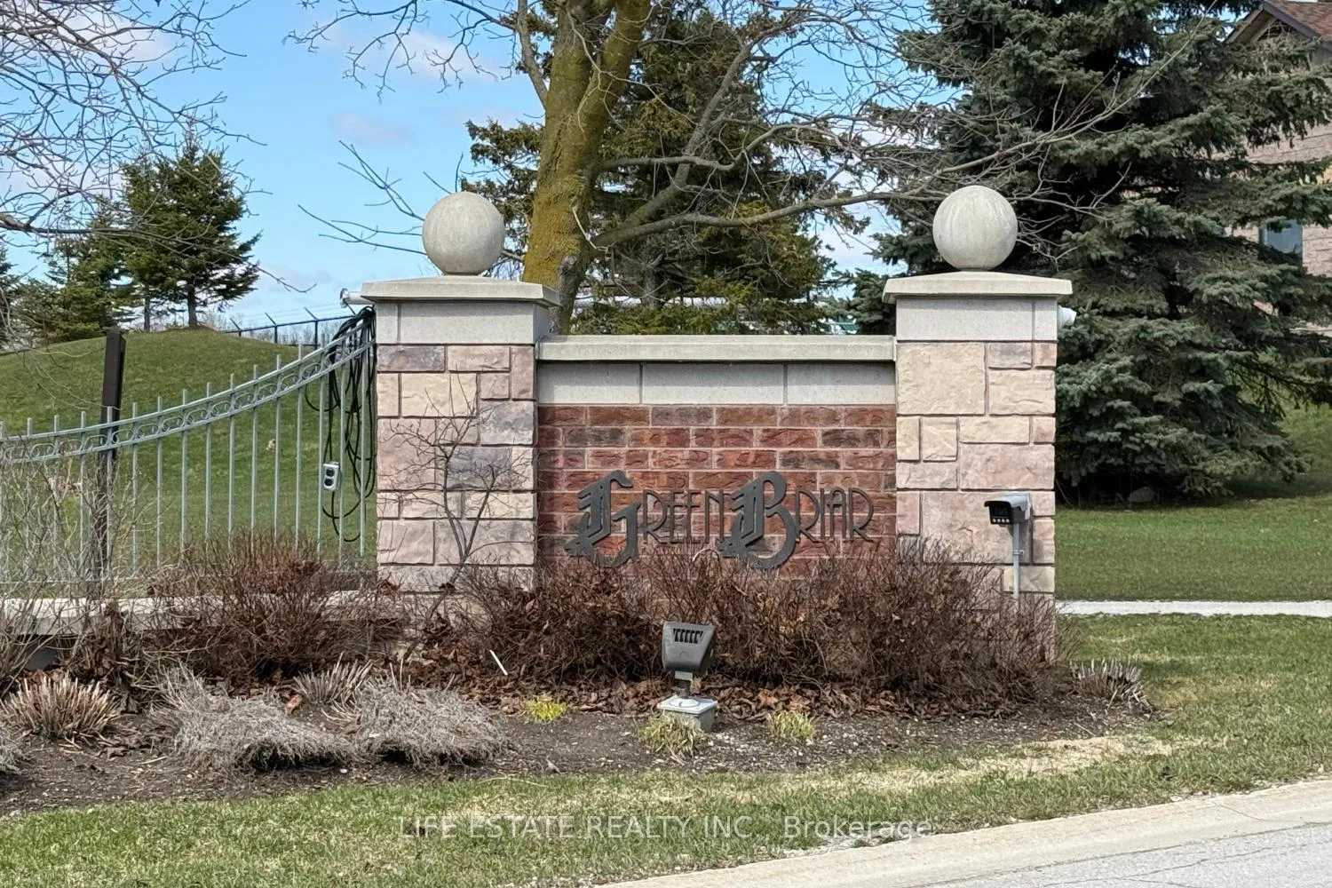 Photo 2 of Unit 1, 178 Green Briar Road, New Tecumseth, Rural New Tecumseth — HOMEH