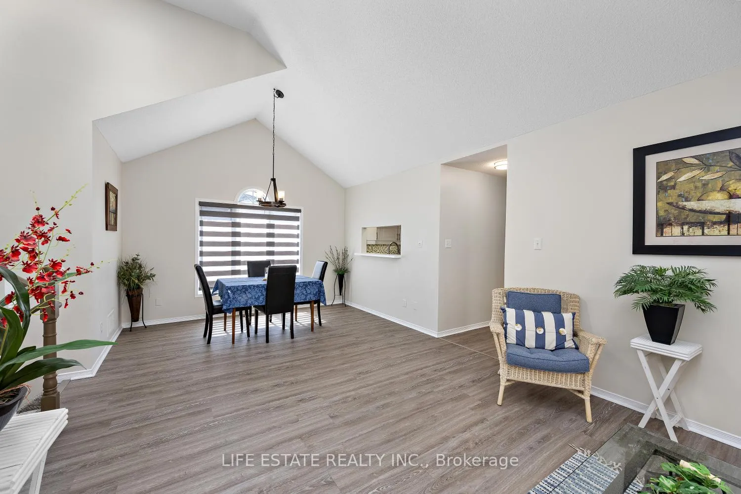 Photo 31 of Unit 1, 178 Green Briar Road, New Tecumseth, Rural New Tecumseth — HOMEH