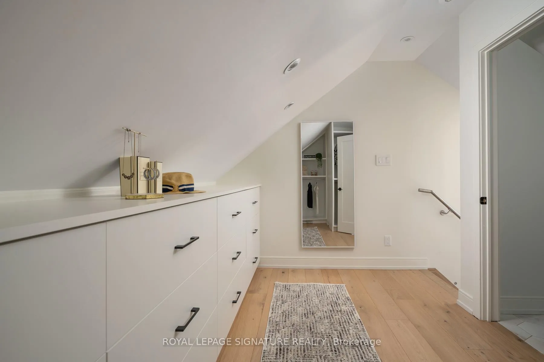 Photo 22 of 26 Pape Avenue, Toronto, South Riverdale — HOMEH