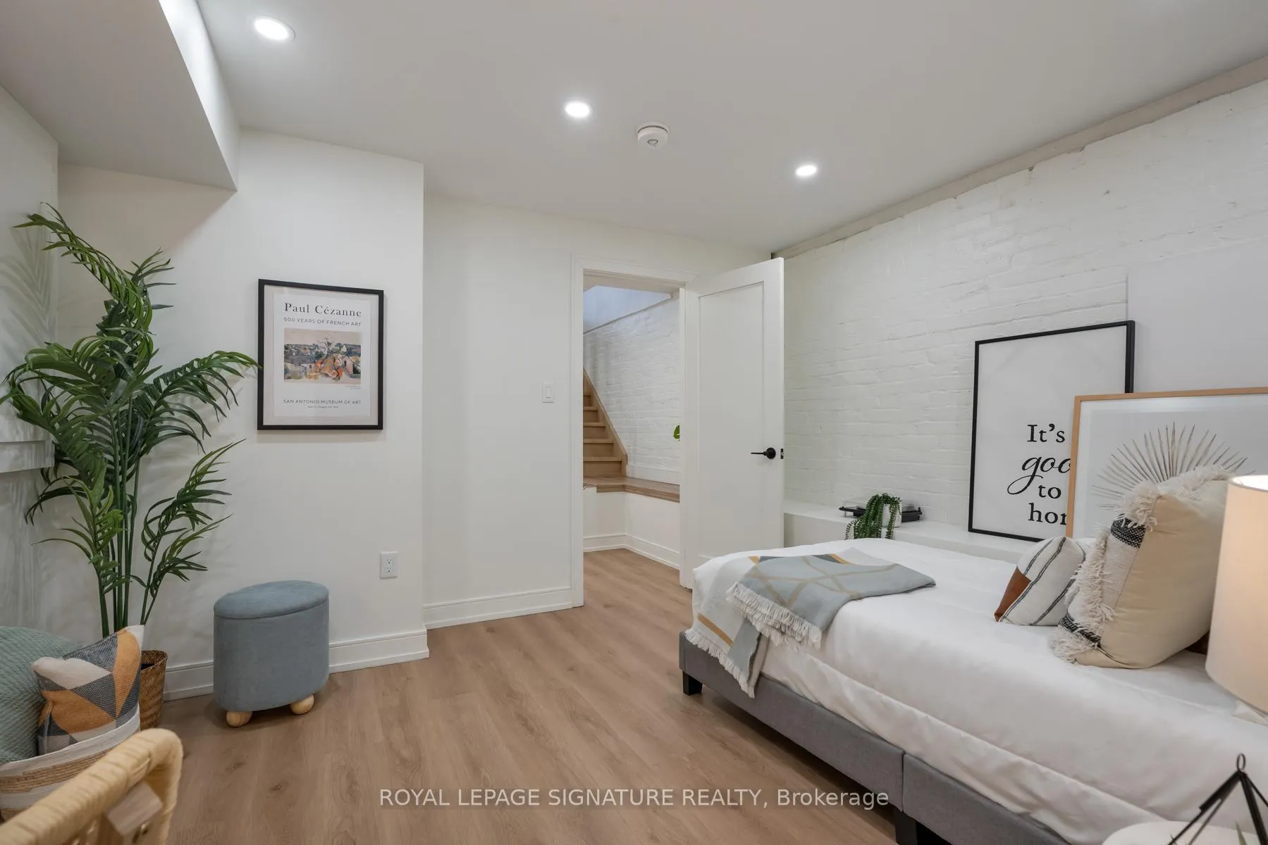Photo 25 of 26 Pape Avenue, Toronto, South Riverdale — HOMEH