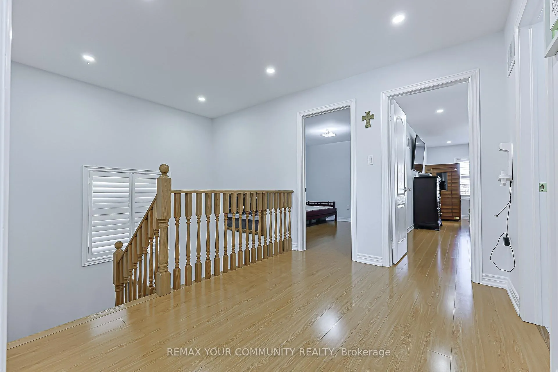 Photo 15 of 10 Hua Du Avenue, Markham, Berczy — HOMEH