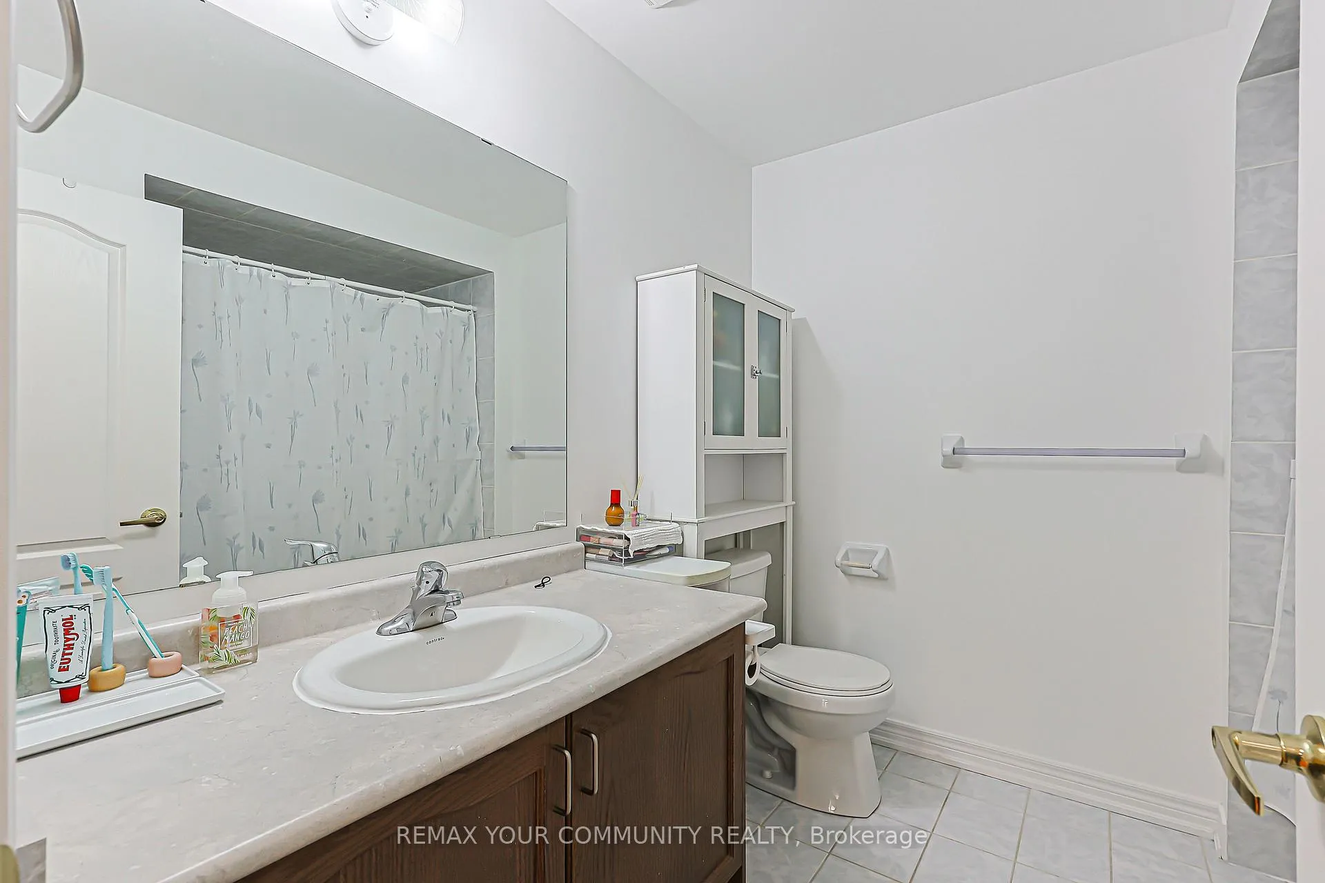Photo 22 of 10 Hua Du Avenue, Markham, Berczy — HOMEH