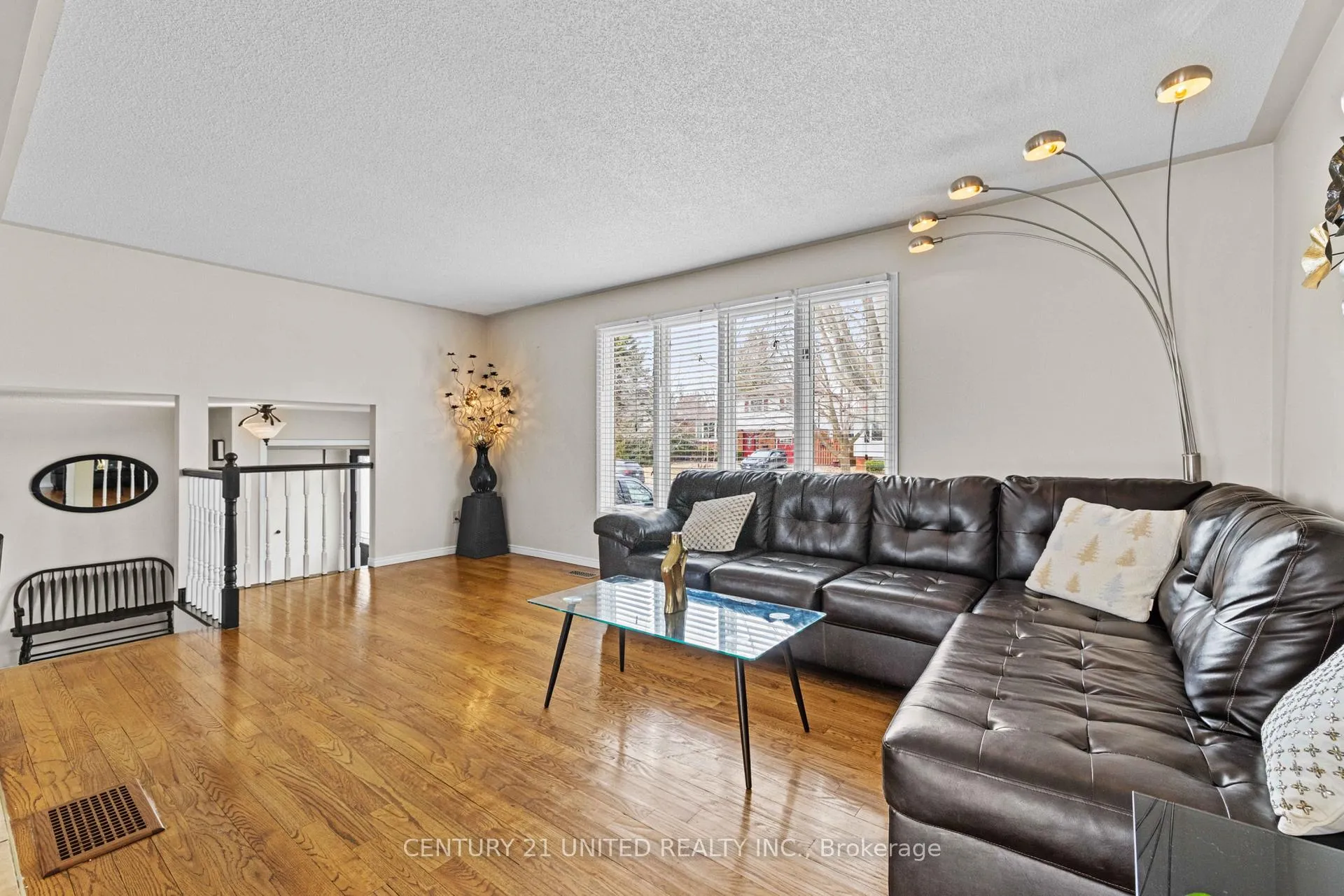Photo 15 of 2252 Denure Drive, Peterborough, Monaghan Ward 2 — HOMEH