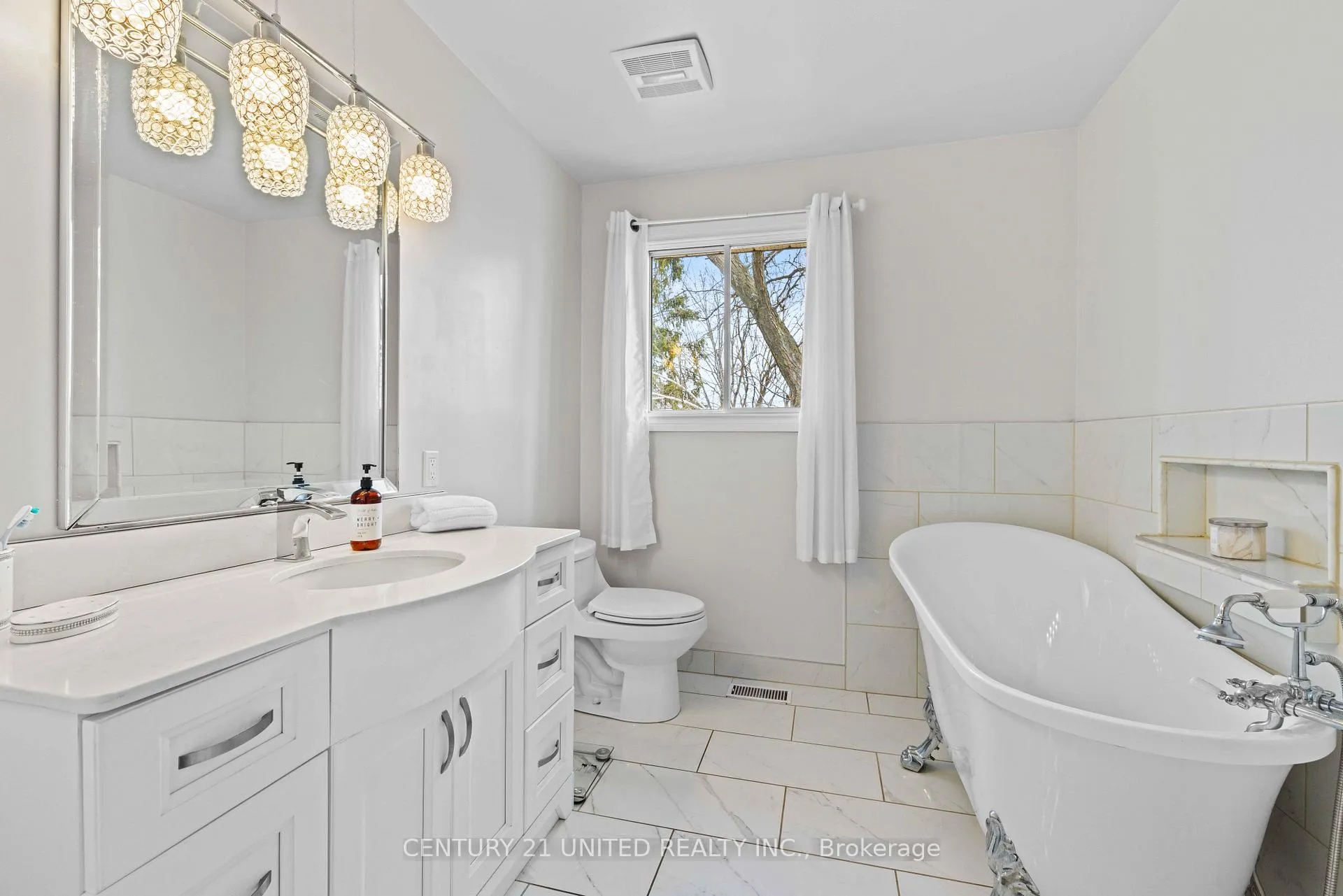 Photo 21 of 2252 Denure Drive, Peterborough, Monaghan Ward 2 — HOMEH