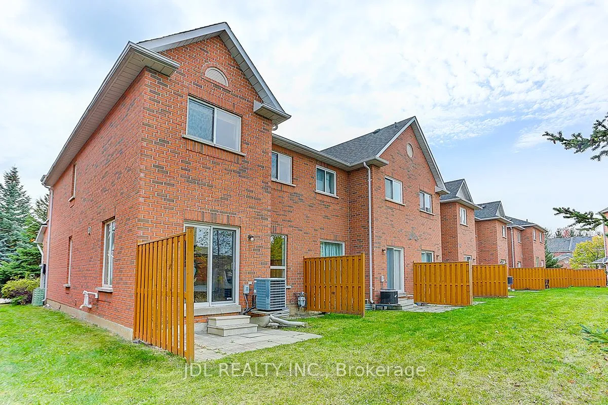 Photo 42 of 14 Zermatt Way, Markham, Unionville — HOMEH