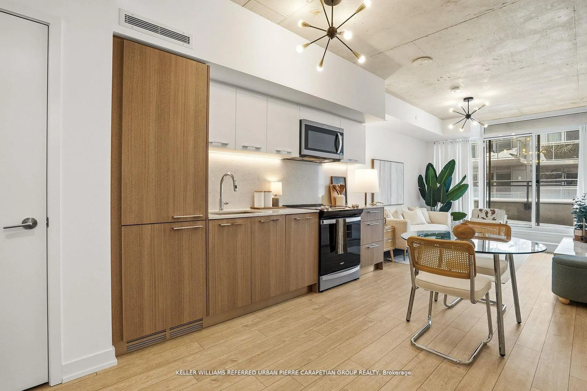 Photo 6 of 45 Baseball Place, Toronto, South Riverdale — HOMEH