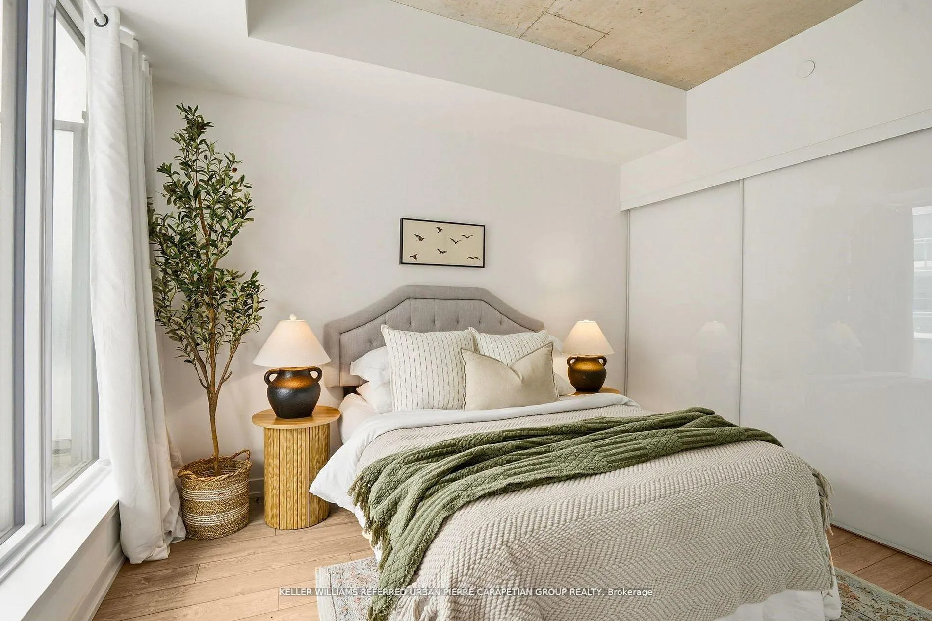 Photo 14 of 45 Baseball Place, Toronto, South Riverdale — HOMEH