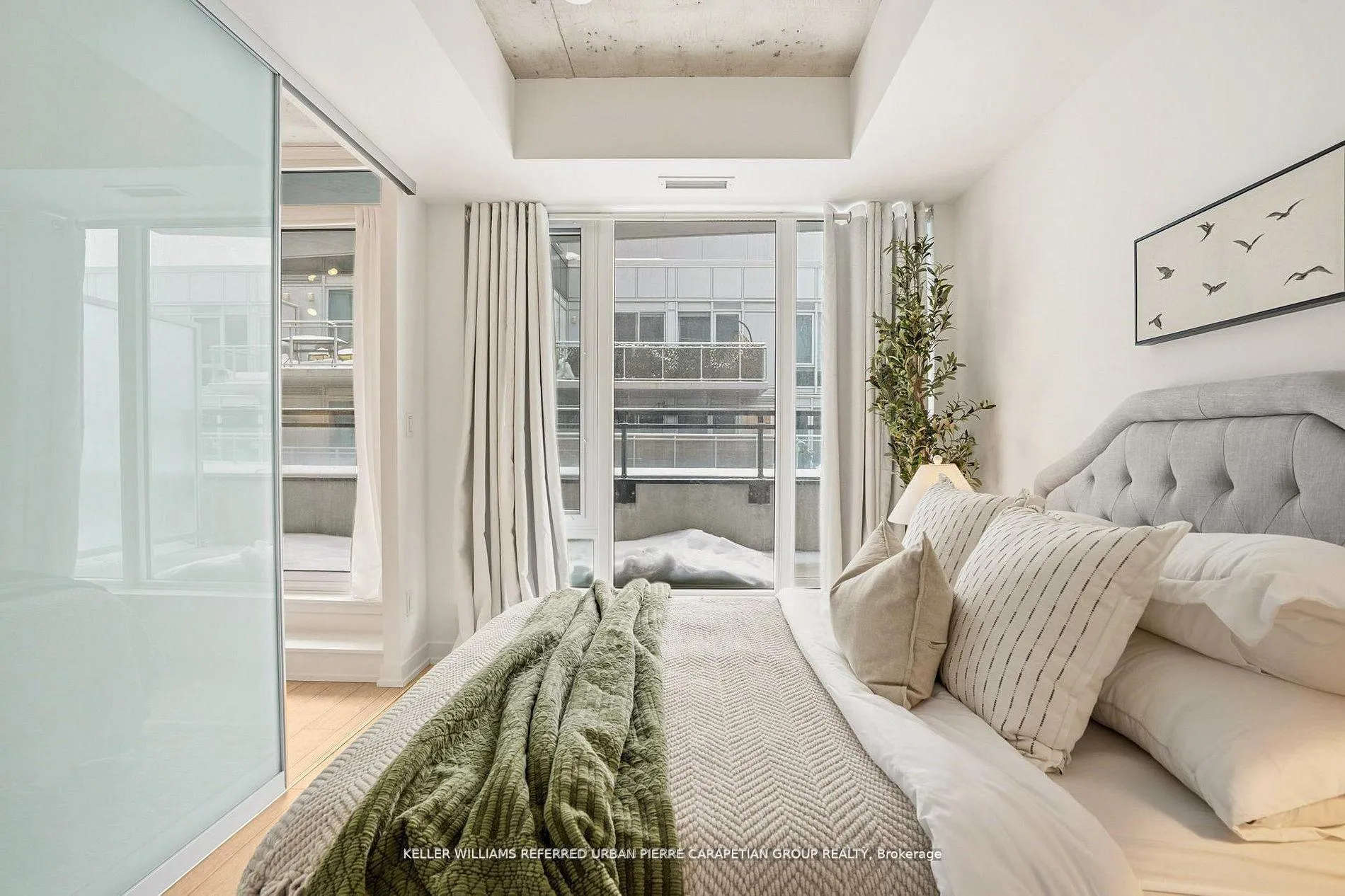 Photo 17 of 45 Baseball Place, Toronto, South Riverdale — HOMEH