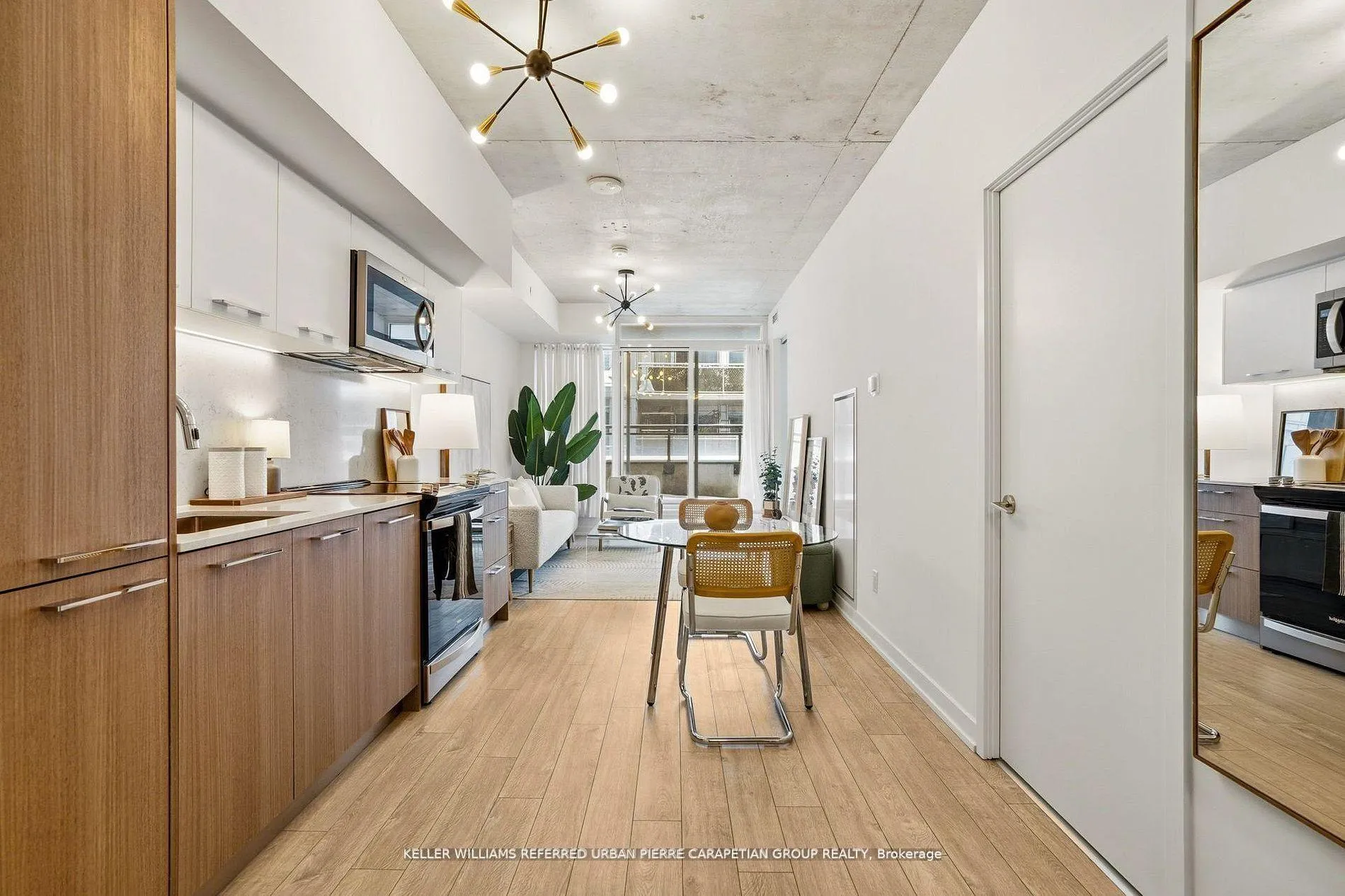 Photo 19 of 45 Baseball Place, Toronto, South Riverdale — HOMEH
