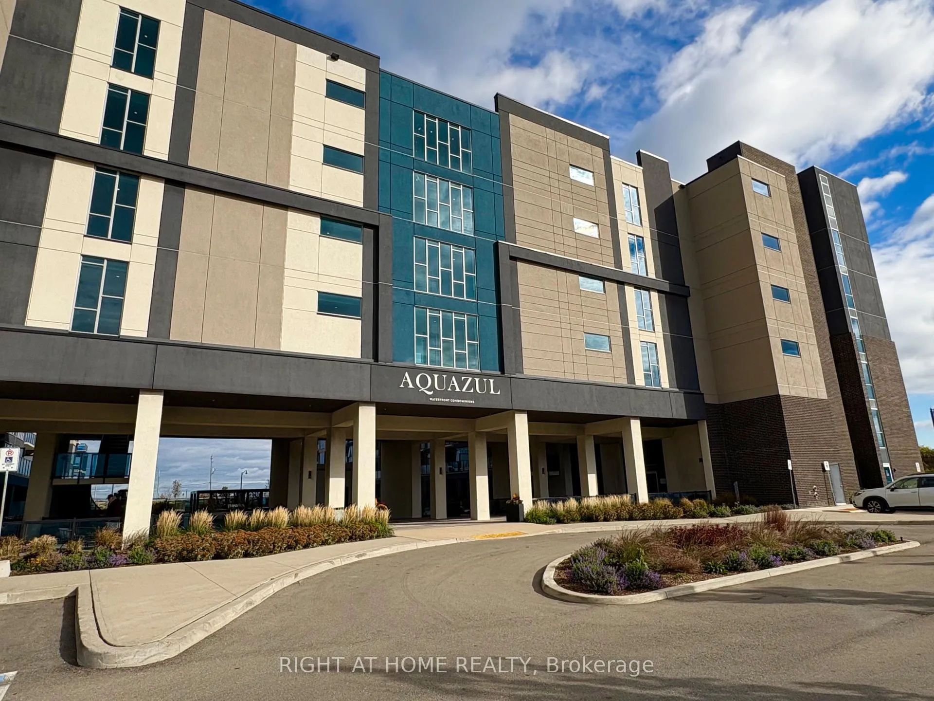 Photo 16 of Unit 513, 16 Concord Place, Grimsby, Grimsby Beach — HOMEH