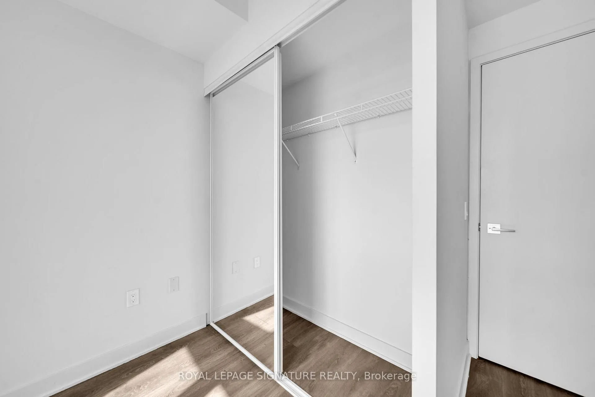 Photo 19 of Unit 4405, 2920 Highway 7, Vaughan, Concord — HOMEH