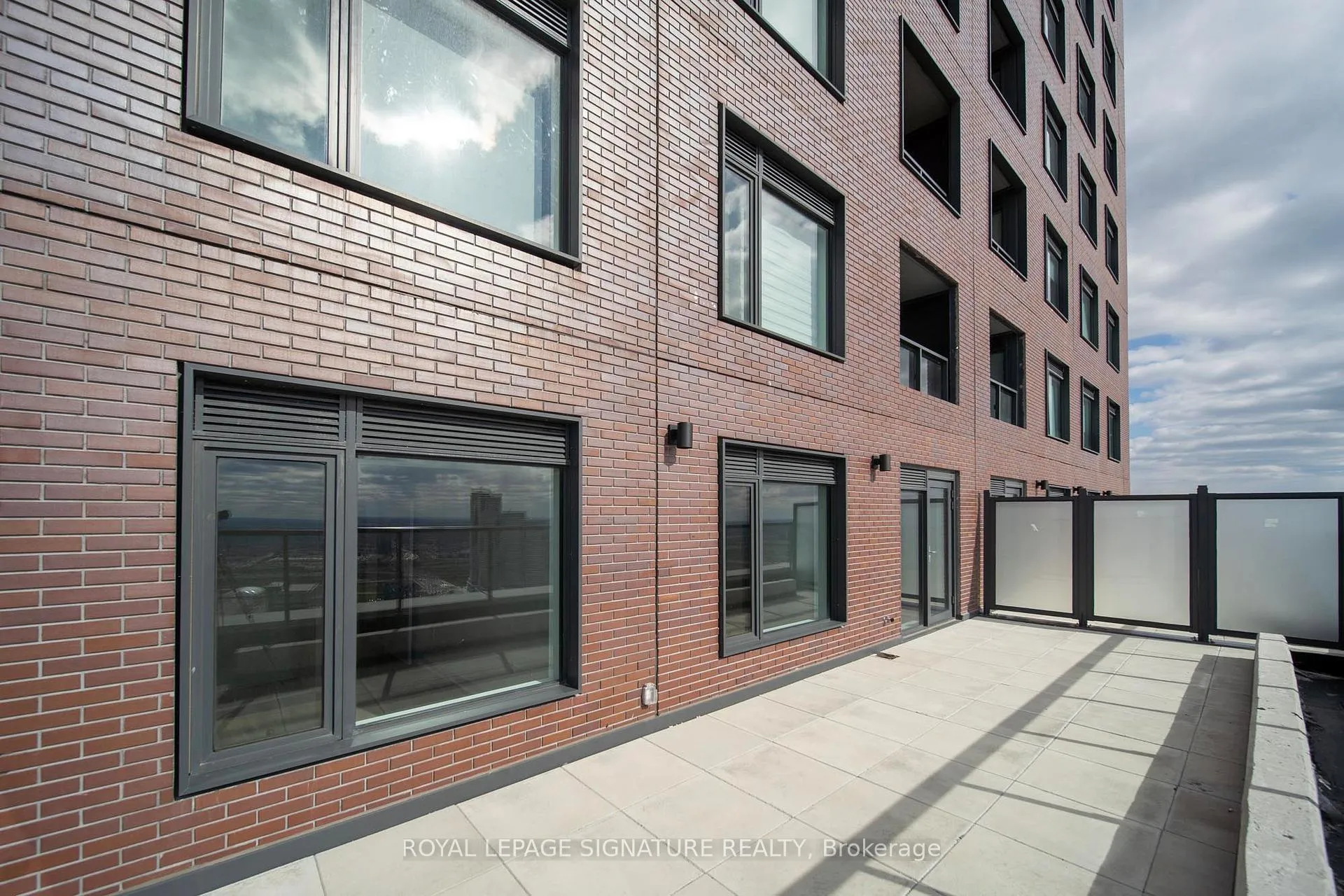 Photo 24 of Unit 4405, 2920 Highway 7, Vaughan, Concord — HOMEH