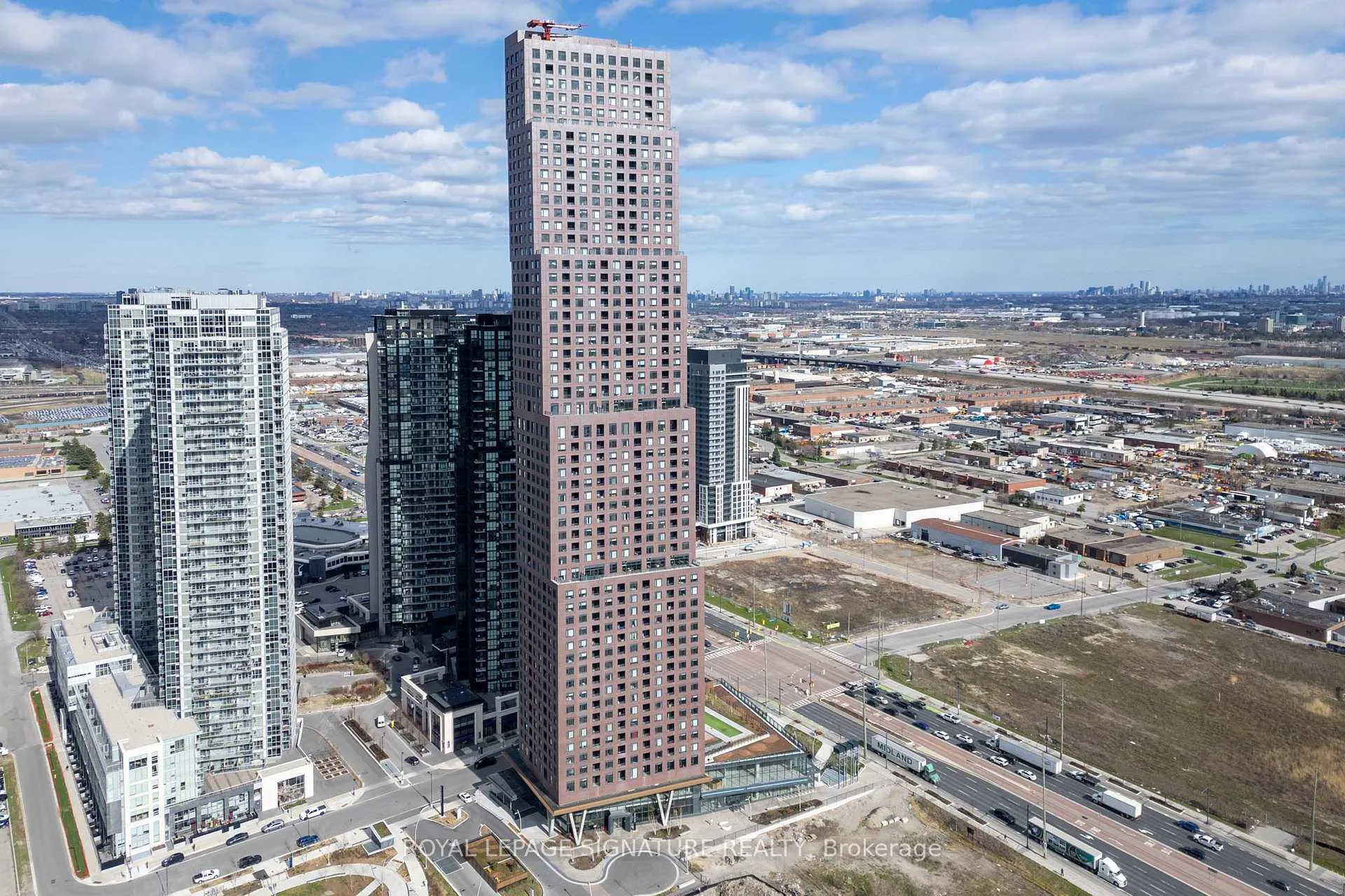 Photo 35 of Unit 4405, 2920 Highway 7, Vaughan, Concord — HOMEH
