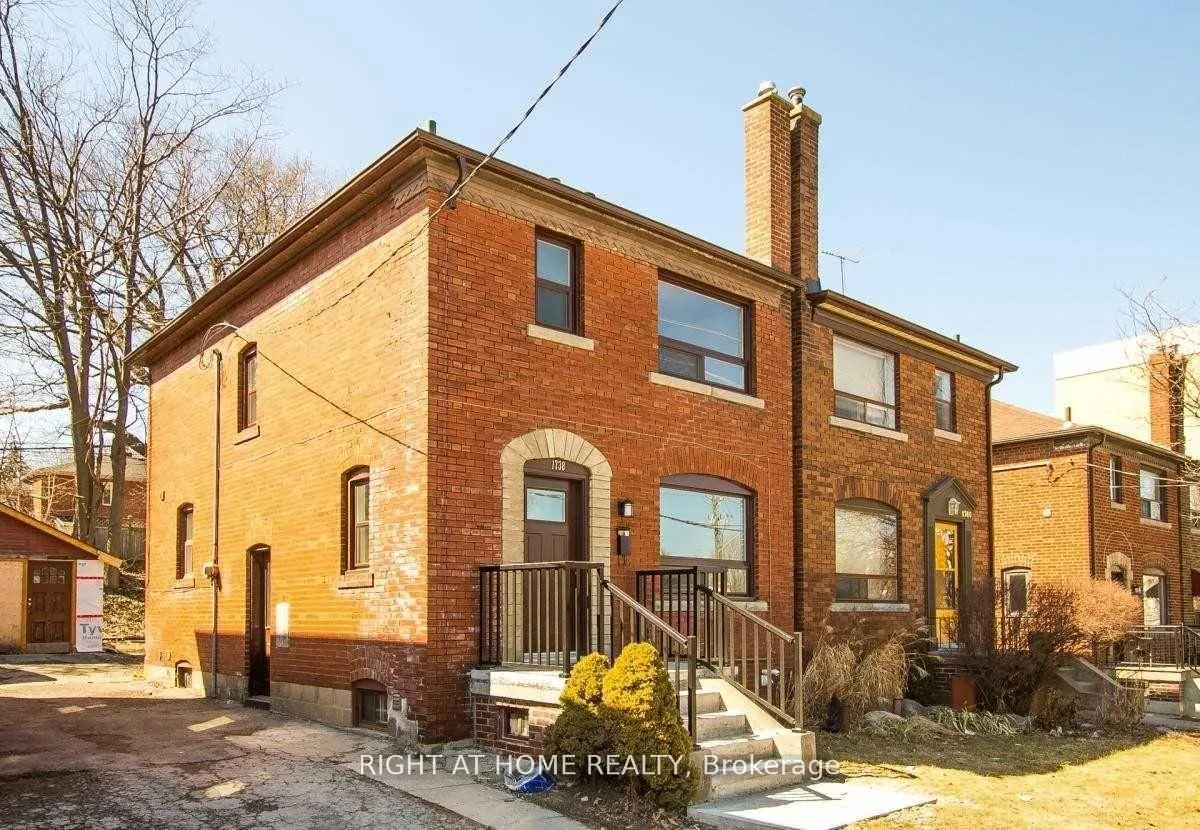 Photo 2 of 1738 Bayview Avenue, Toronto, Mount Pleasant East — HOMEH