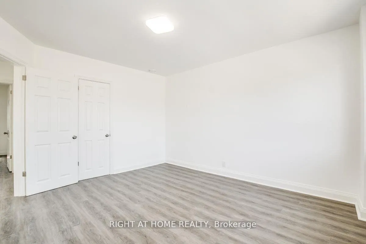 Photo 10 of 1738 Bayview Avenue, Toronto, Mount Pleasant East — HOMEH