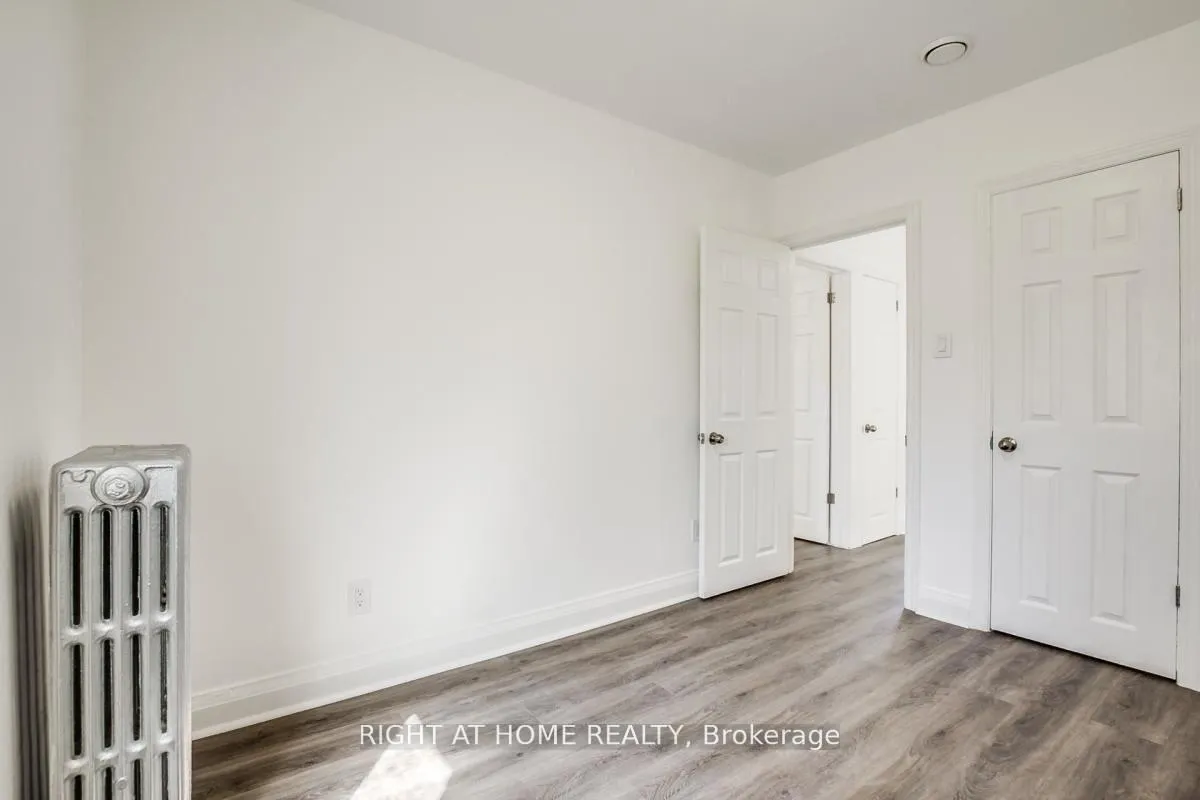 Photo 11 of 1738 Bayview Avenue, Toronto, Mount Pleasant East — HOMEH