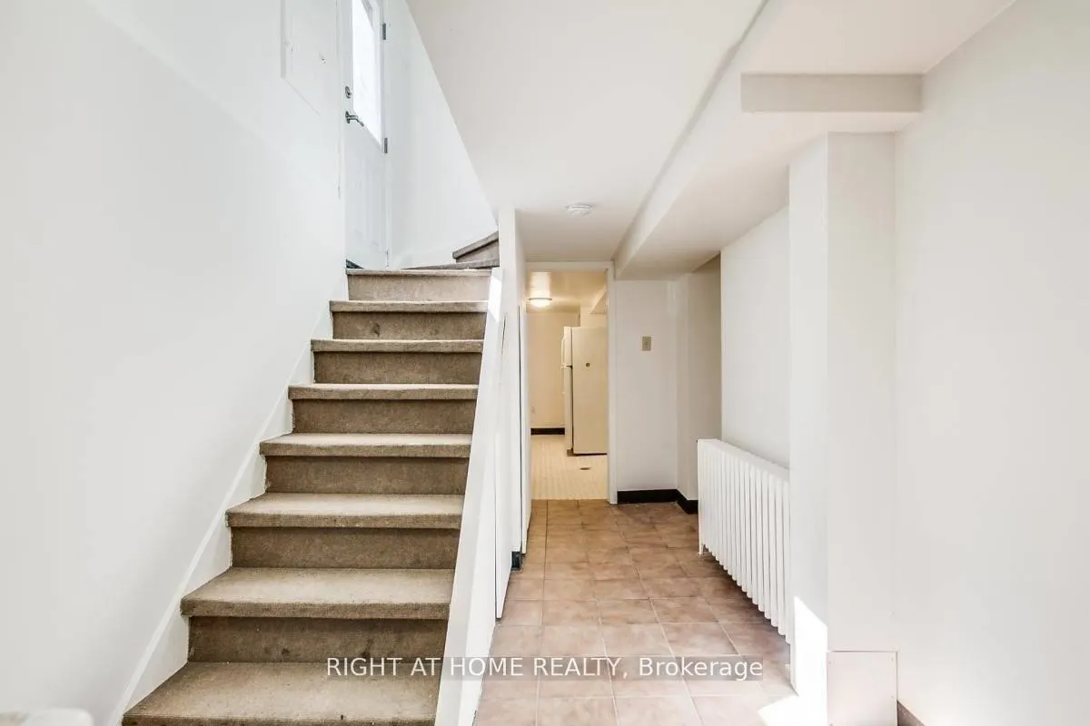 Photo 12 of 1738 Bayview Avenue, Toronto, Mount Pleasant East — HOMEH