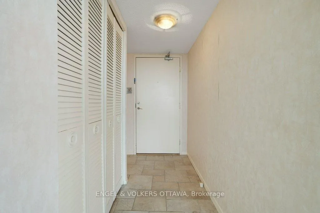 Photo 4 of Unit 803, 370 Dominion Avenue, Ottawa, Westboro West — HOMEH