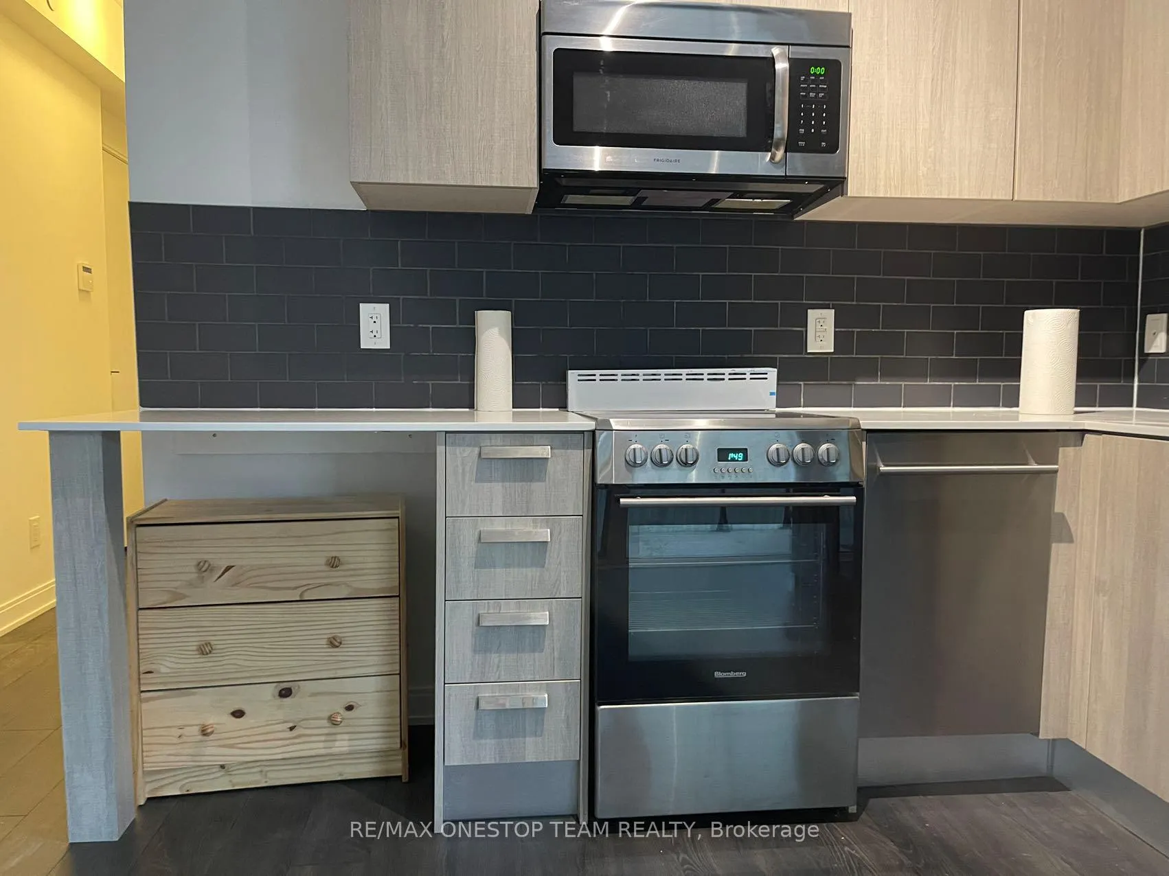 Photo 5 of Unit 1106, 42 Charles Street E, Toronto, Church-Yonge Corridor — HOMEH