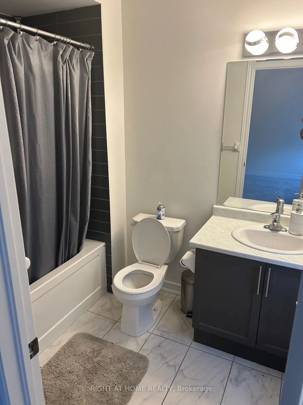 Photo 5 of Unit 13, 166 Deerpath Drive, Guelph, Willow West/Sugarbush/West Acres — HOMEH