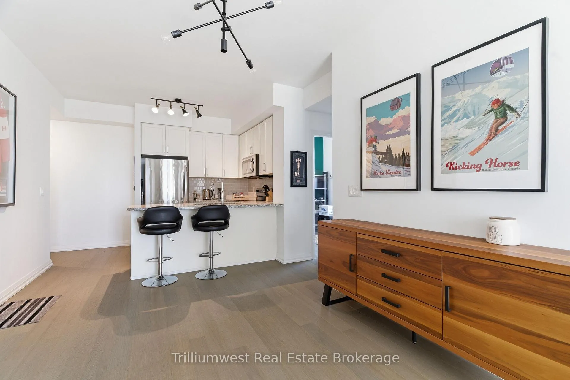 Photo 15 of Unit 702, 155 Caroline Street S, Waterloo — HOMEH