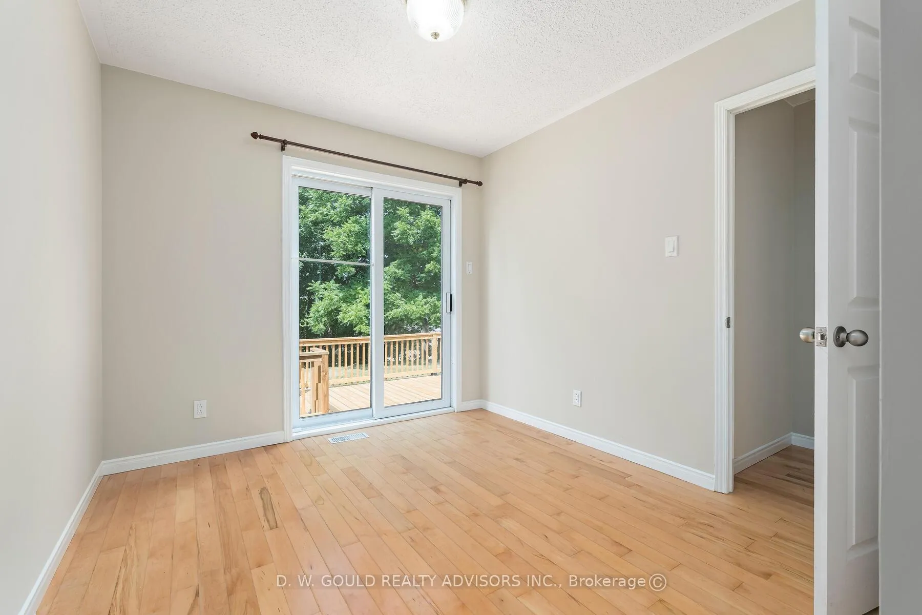 Photo 22 of 42 River Drive, Halton Hills, Georgetown — HOMEH