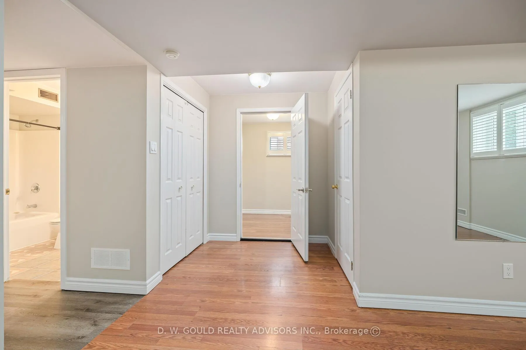 Photo 28 of 42 River Drive, Halton Hills, Georgetown — HOMEH