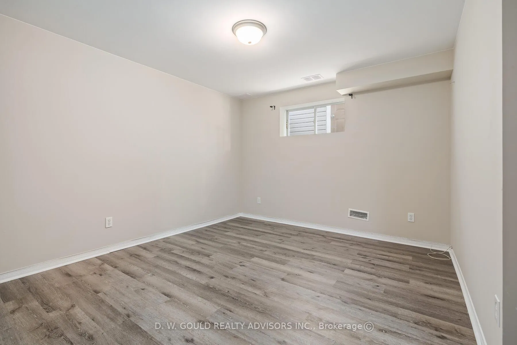 Photo 31 of 42 River Drive, Halton Hills, Georgetown — HOMEH