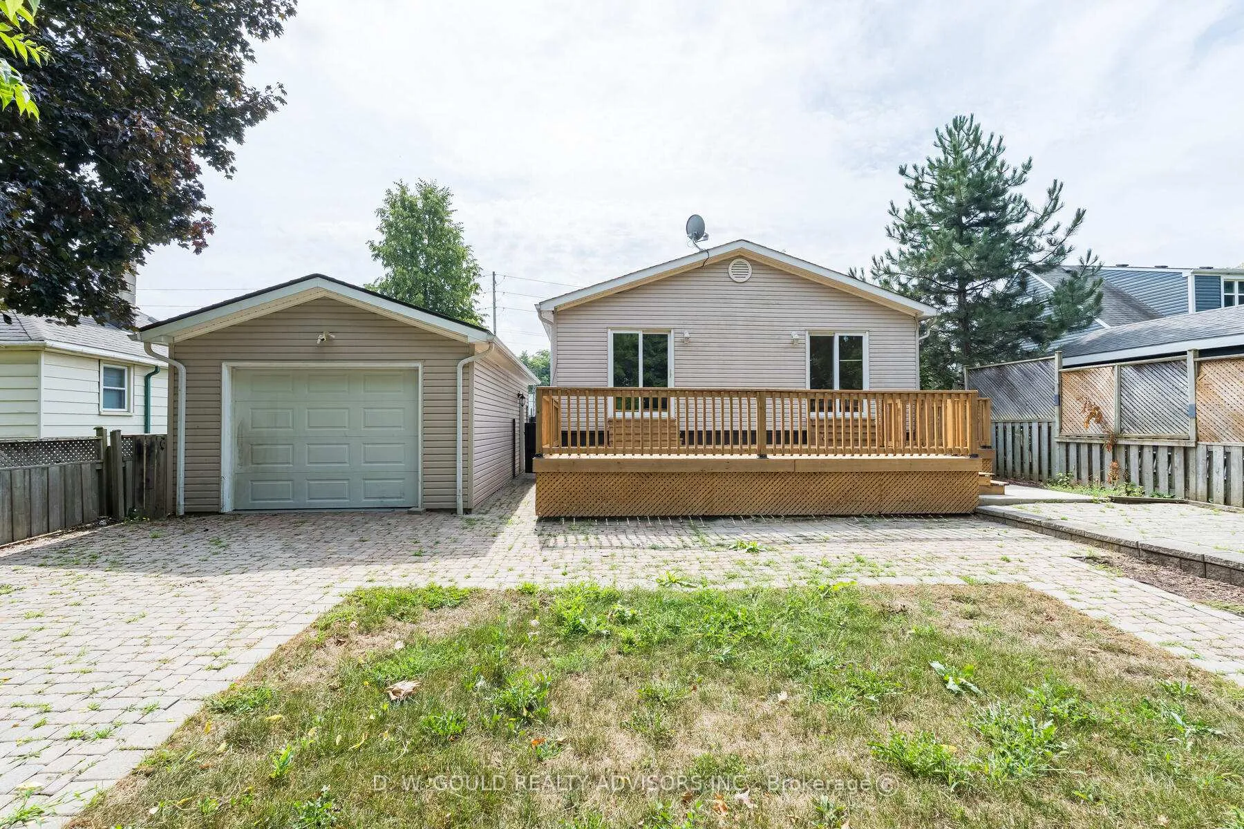 Photo 47 of 42 River Drive, Halton Hills, Georgetown — HOMEH