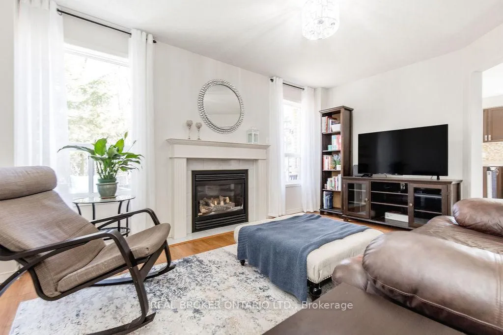 Photo 11 of 65 Benson Drive, Barrie, Sandy Hollow — HOMEH