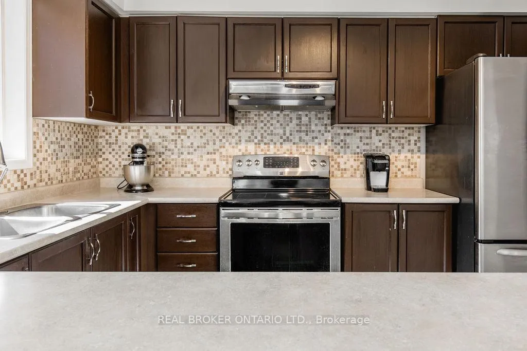Photo 17 of 65 Benson Drive, Barrie, Sandy Hollow — HOMEH