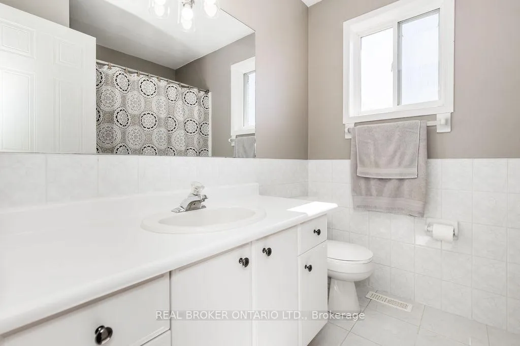 Photo 35 of 65 Benson Drive, Barrie, Sandy Hollow — HOMEH