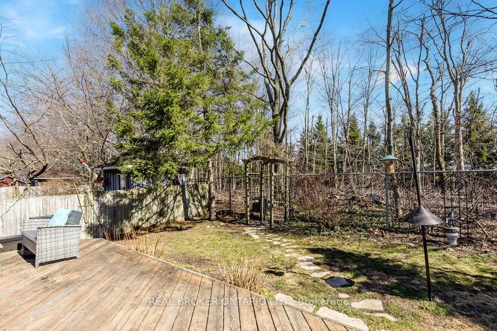 Photo 43 of 65 Benson Drive, Barrie, Sandy Hollow — HOMEH