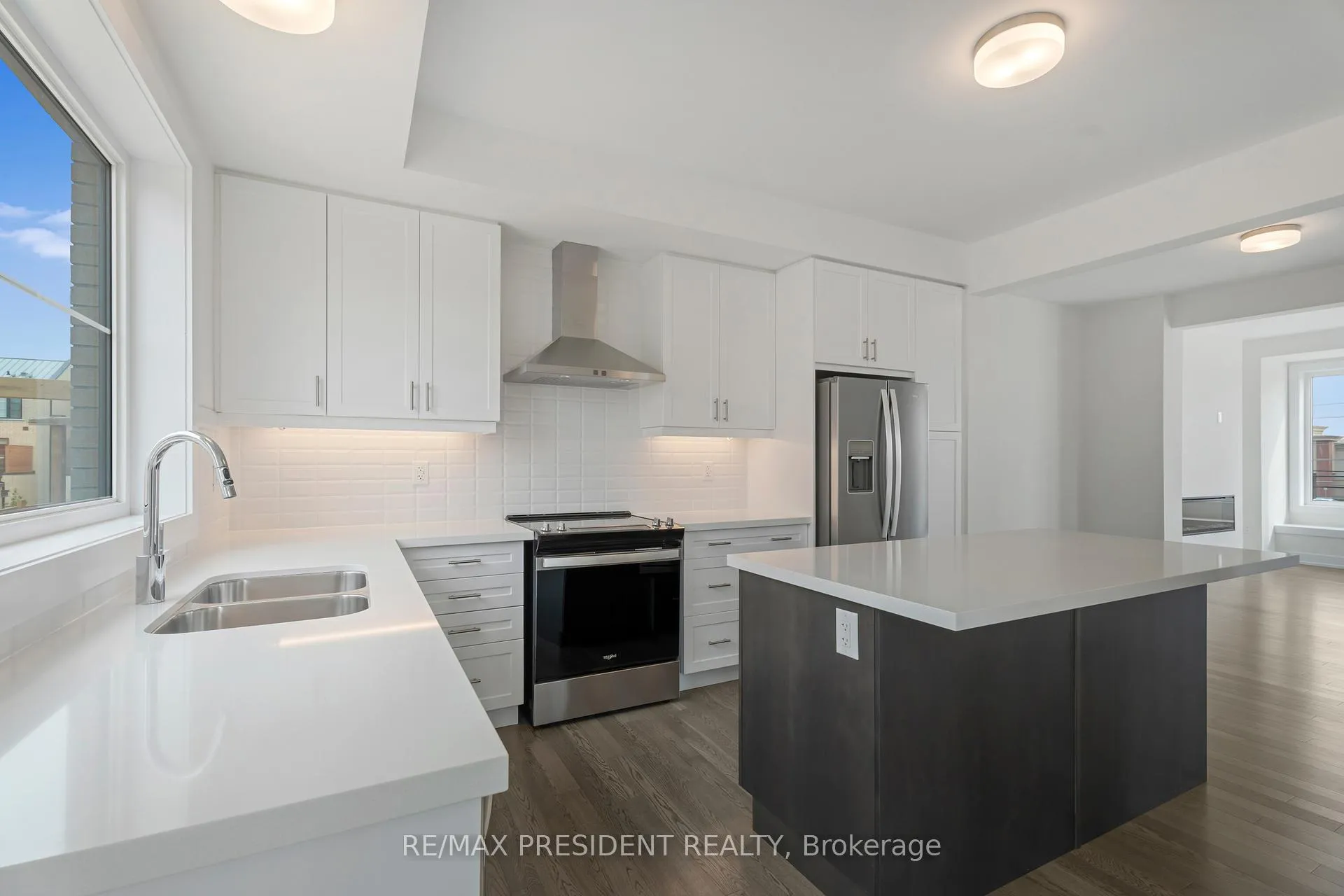Photo 10 of Unit 48, 2273 Turnberry Road, Burlington, Rose — HOMEH