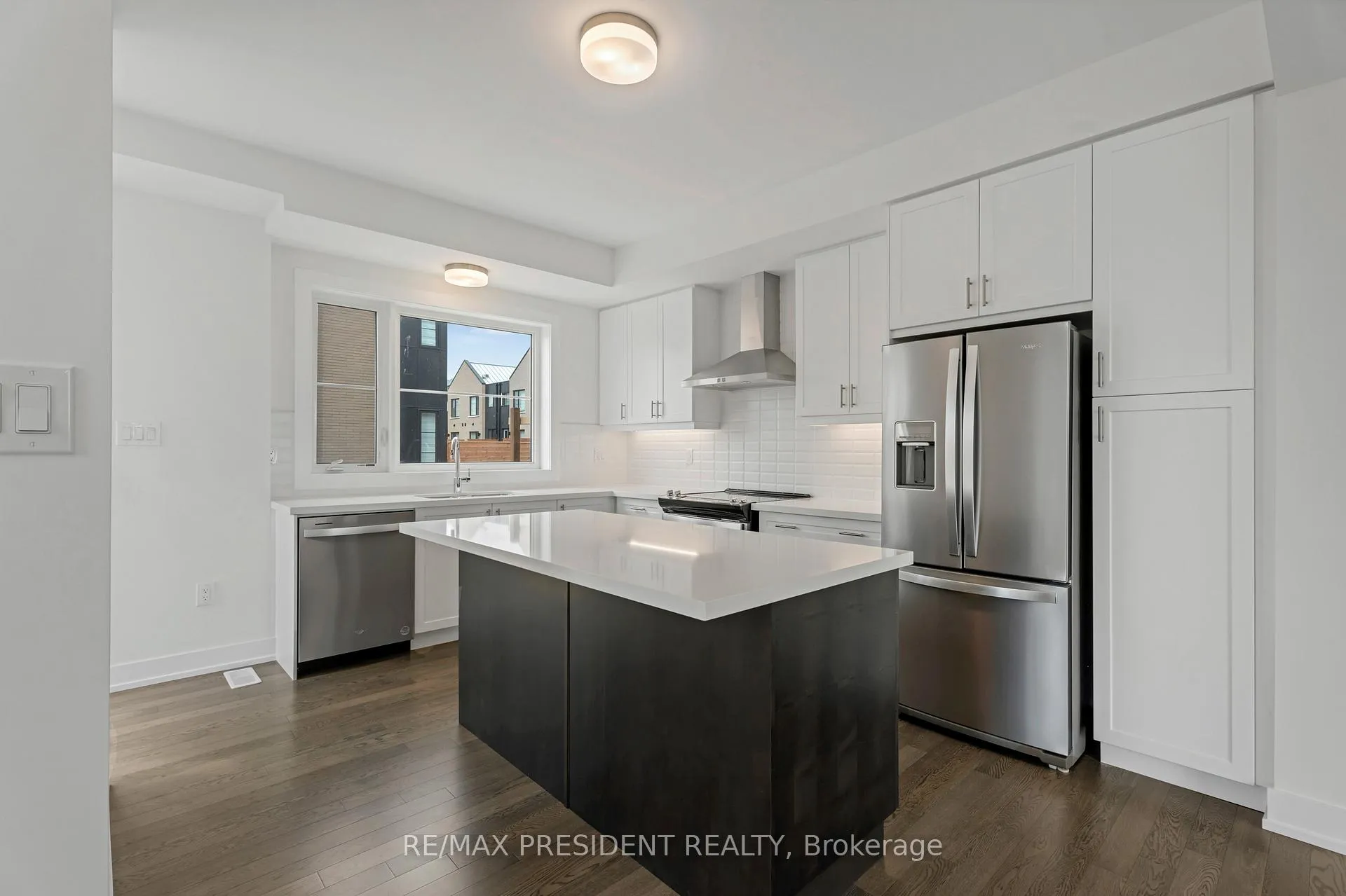 Photo 11 of Unit 48, 2273 Turnberry Road, Burlington, Rose — HOMEH