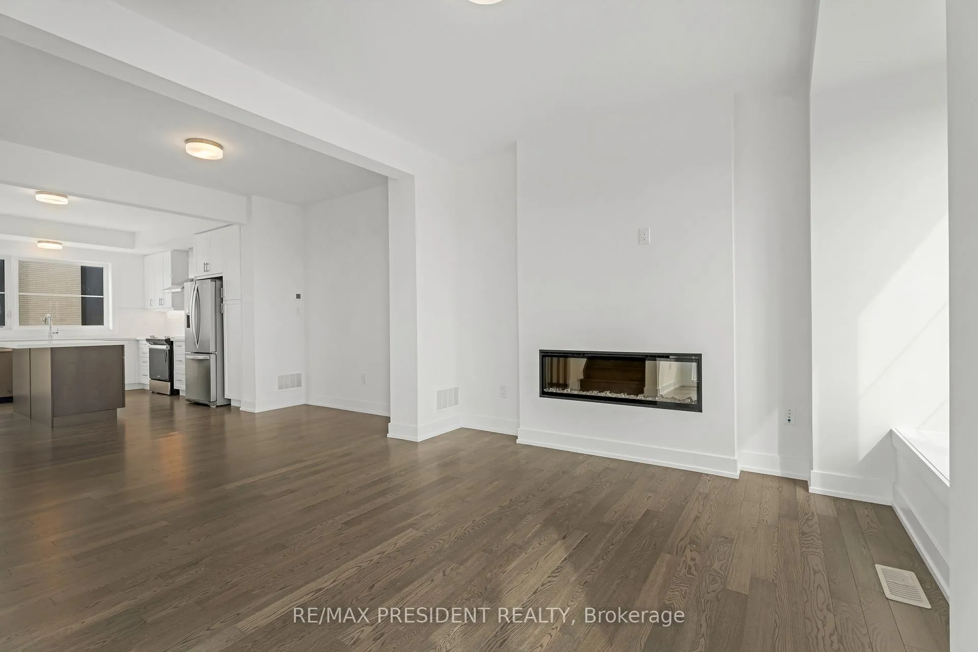 Photo 17 of Unit 48, 2273 Turnberry Road, Burlington, Rose — HOMEH