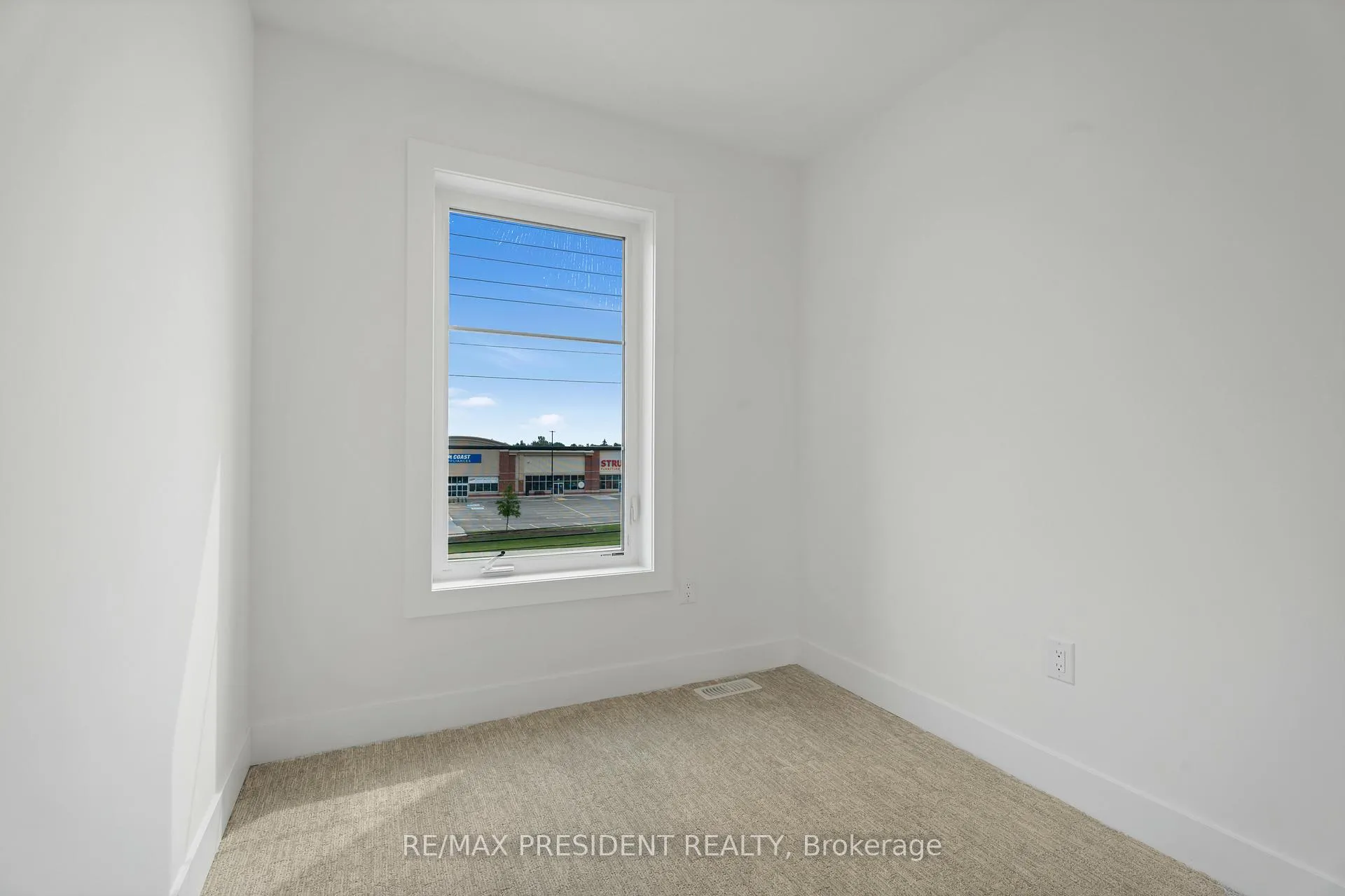 Photo 24 of Unit 48, 2273 Turnberry Road, Burlington, Rose — HOMEH