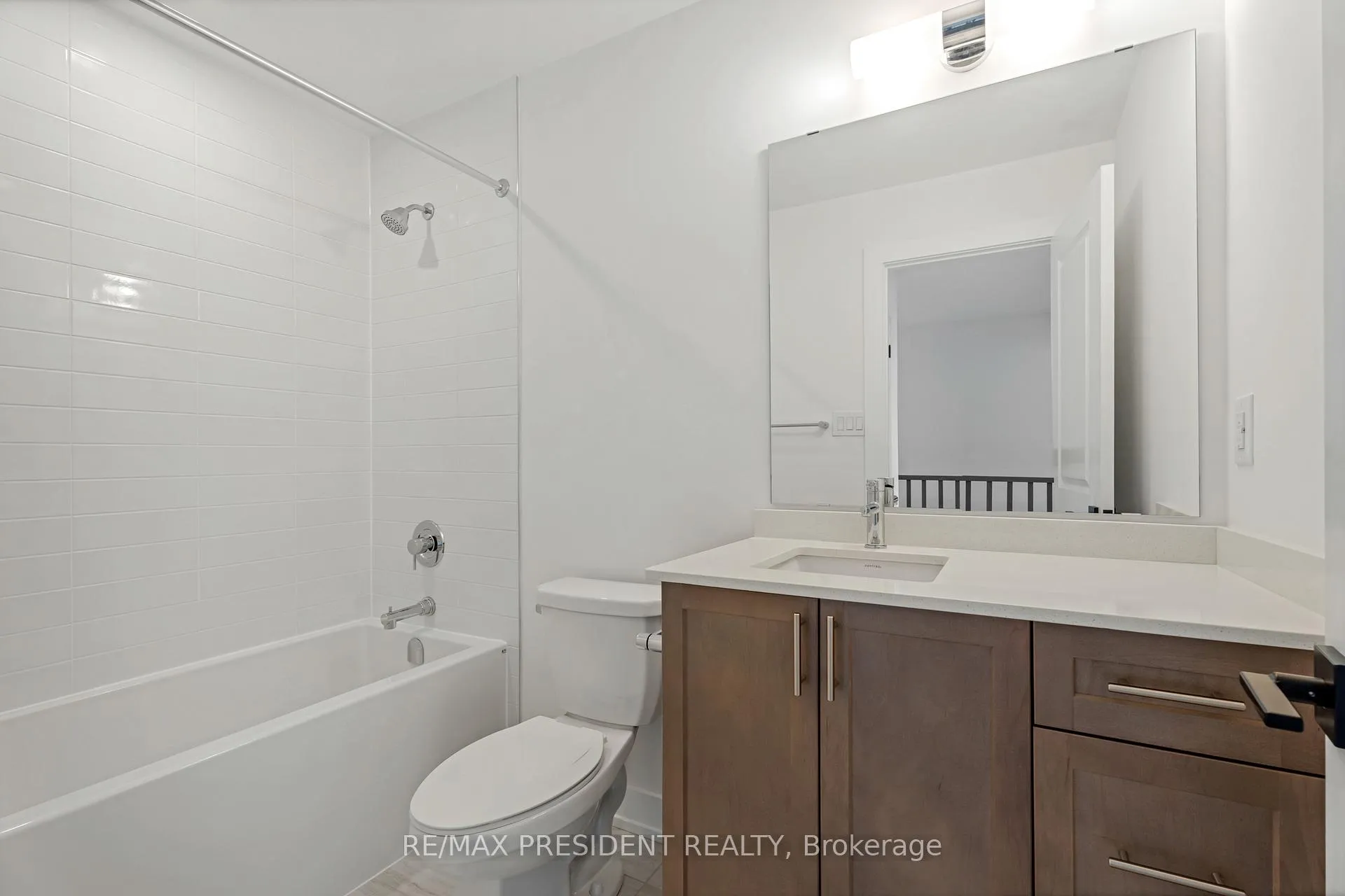 Photo 28 of Unit 48, 2273 Turnberry Road, Burlington, Rose — HOMEH