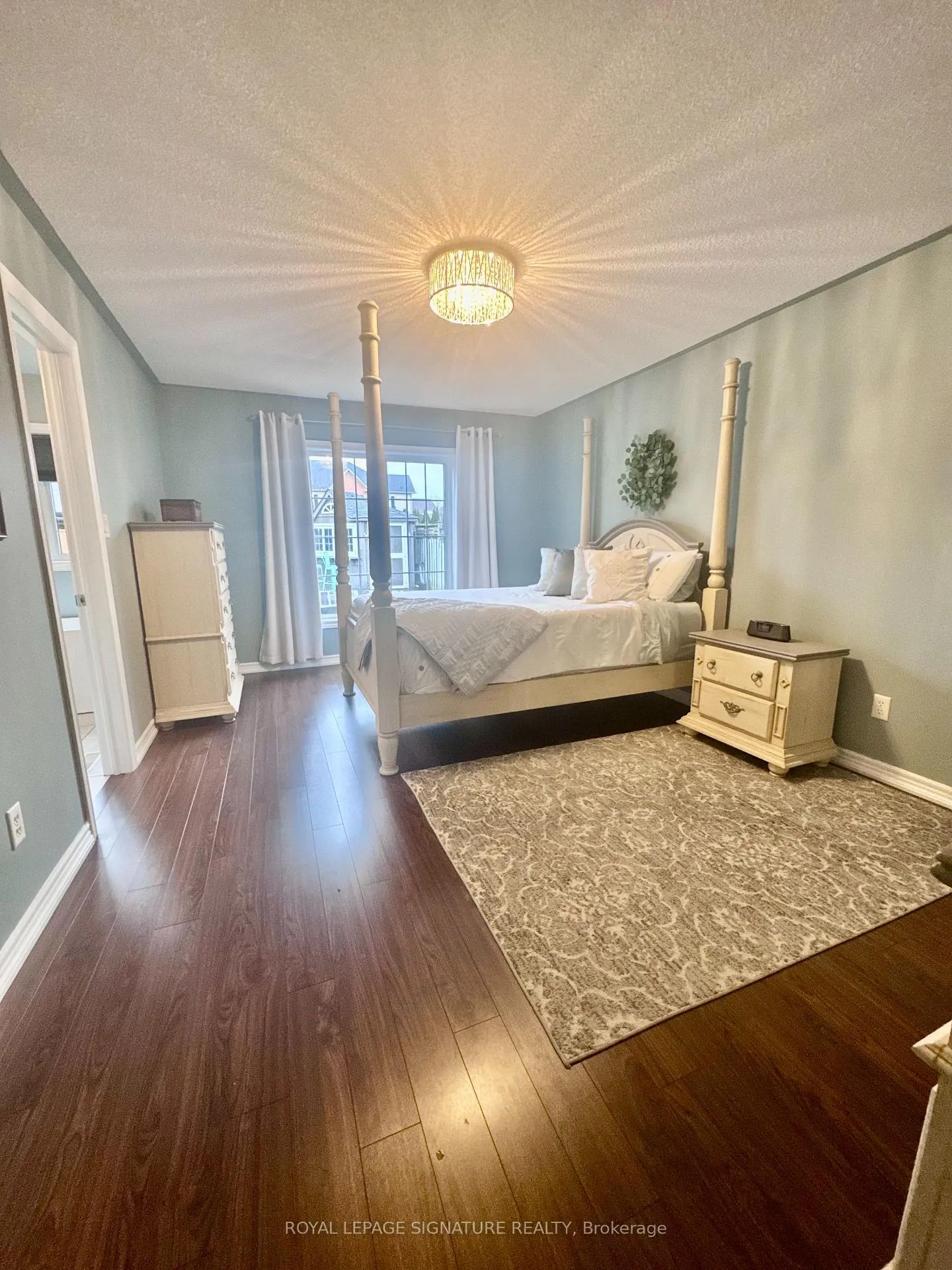 Photo 12 of 3 Underwood Drive, Whitby, Brooklin — HOMEH