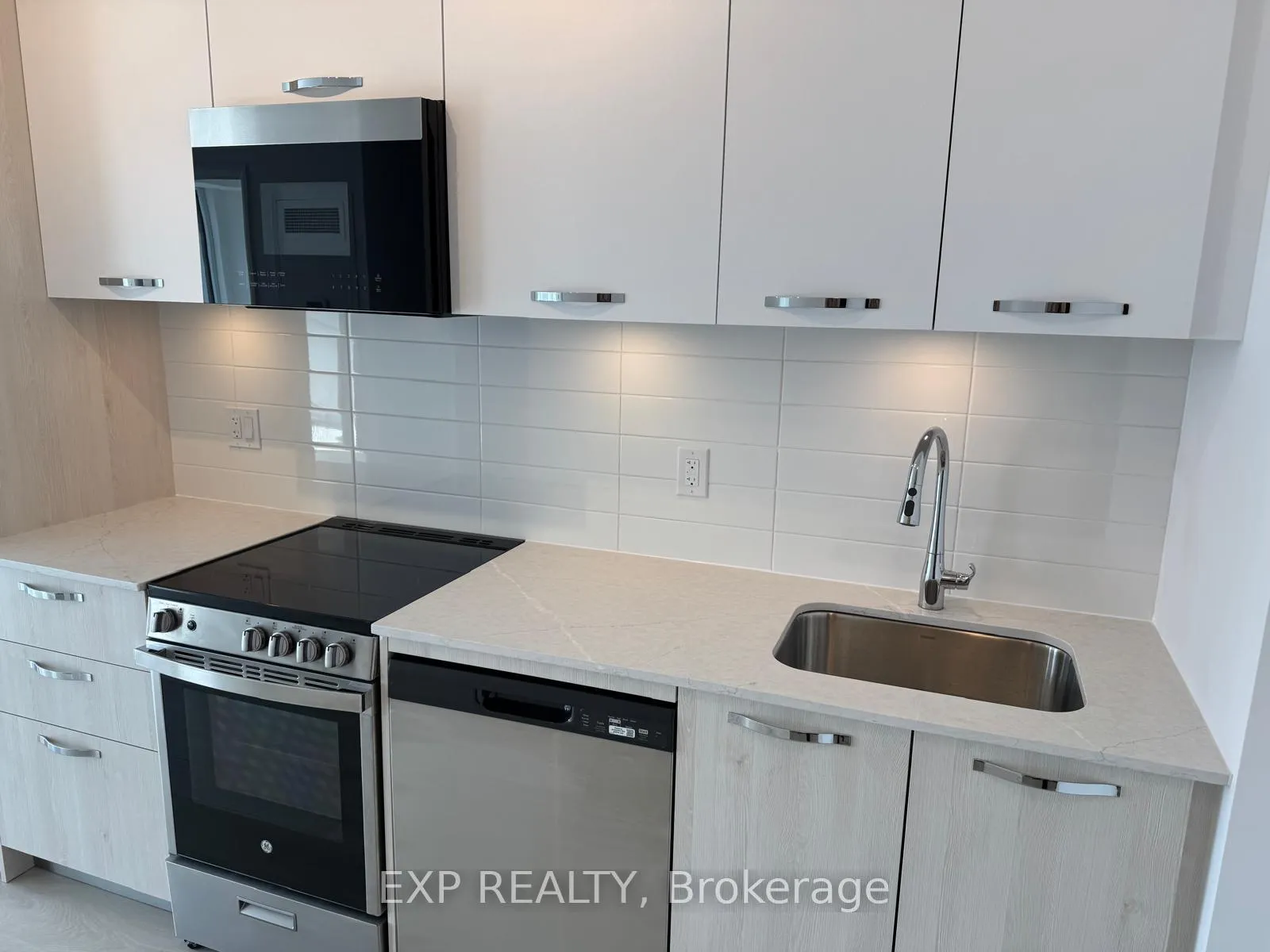 Photo 12 of Unit 2513, 75 James Street, Hamilton, Corktown — HOMEH